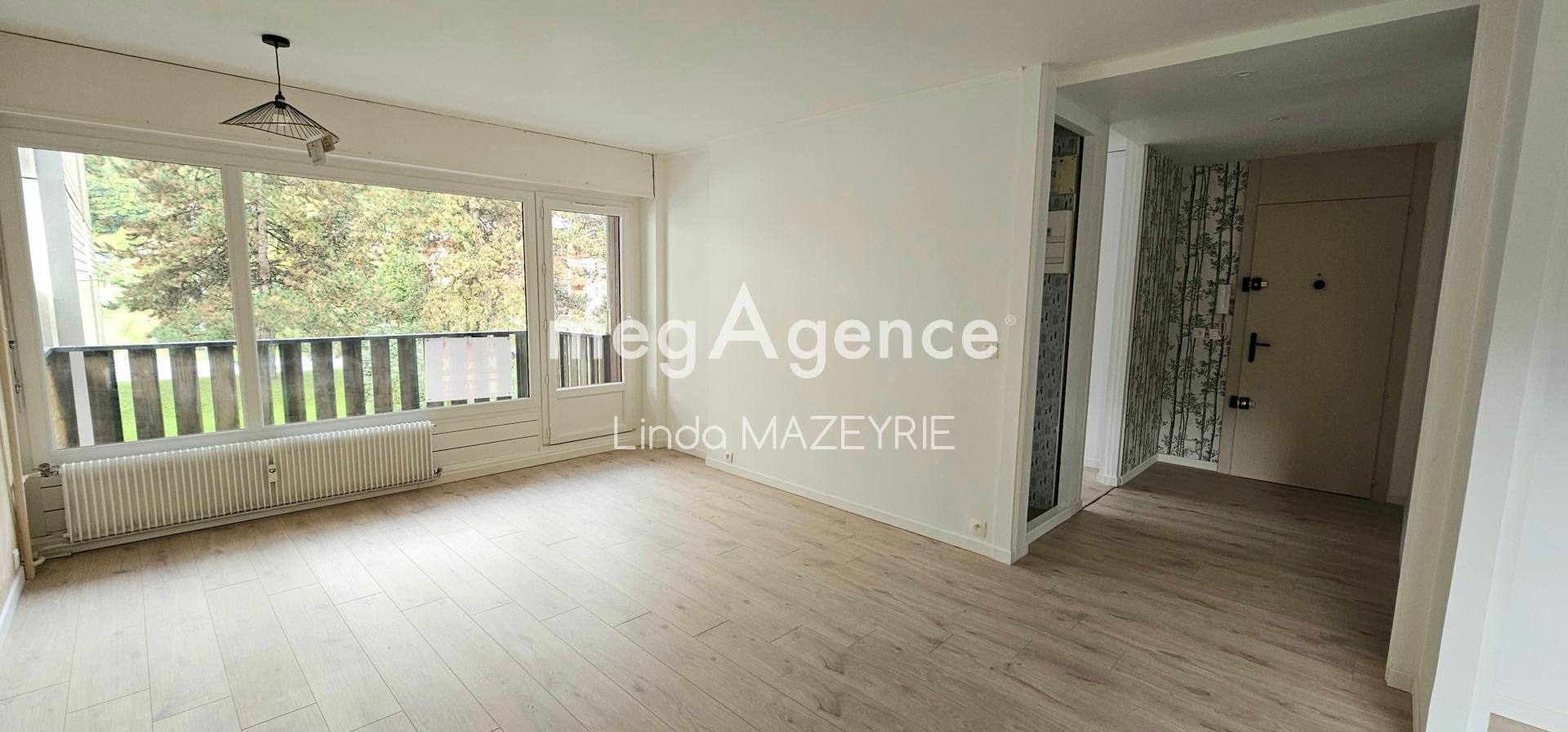 Miniature photo - 2 / 9