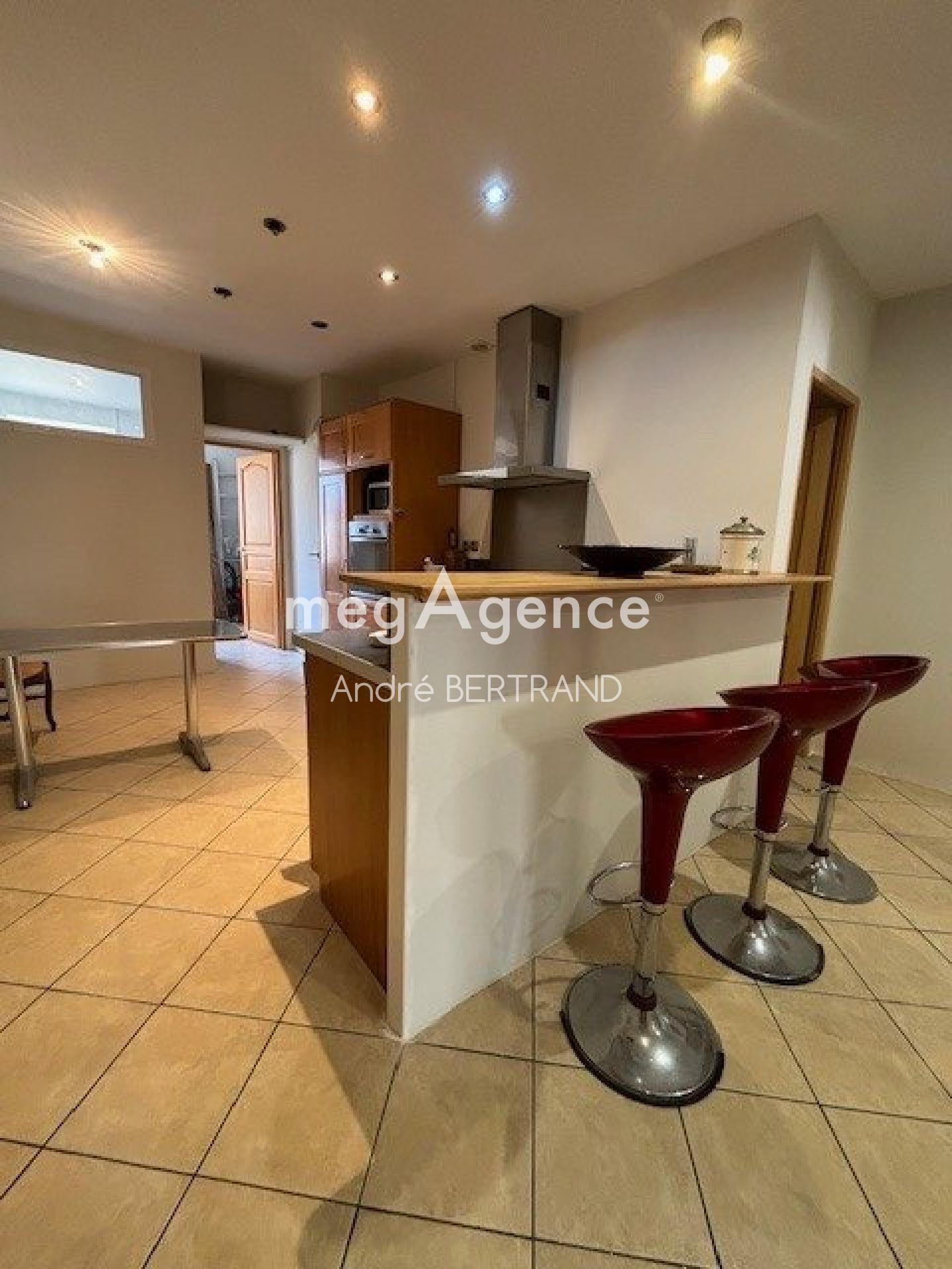 Miniature photo - 2 / 8