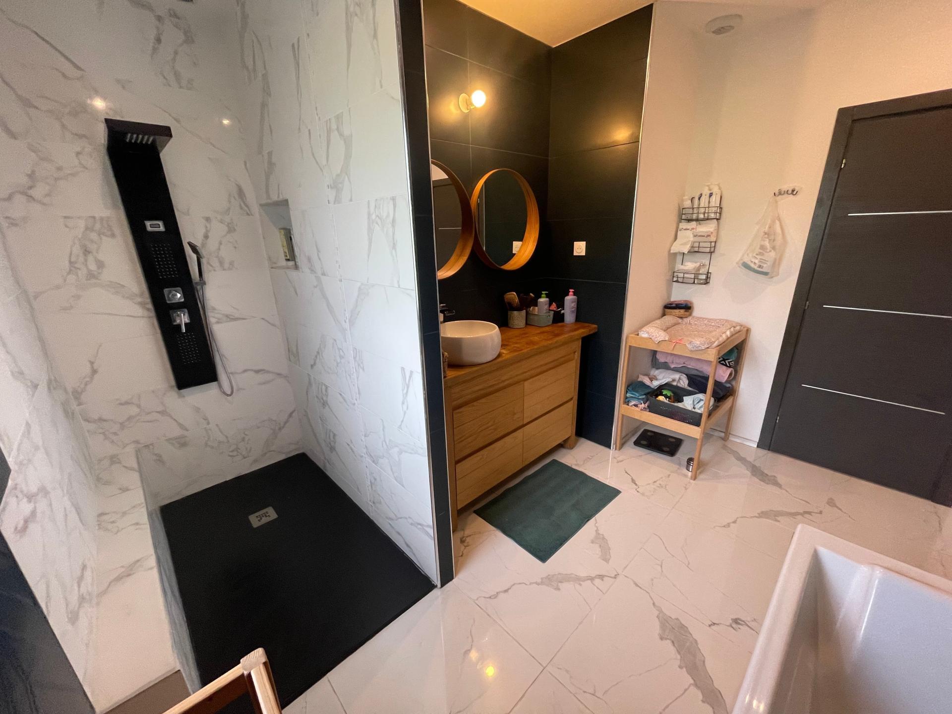 Miniature photo - 6 / 6