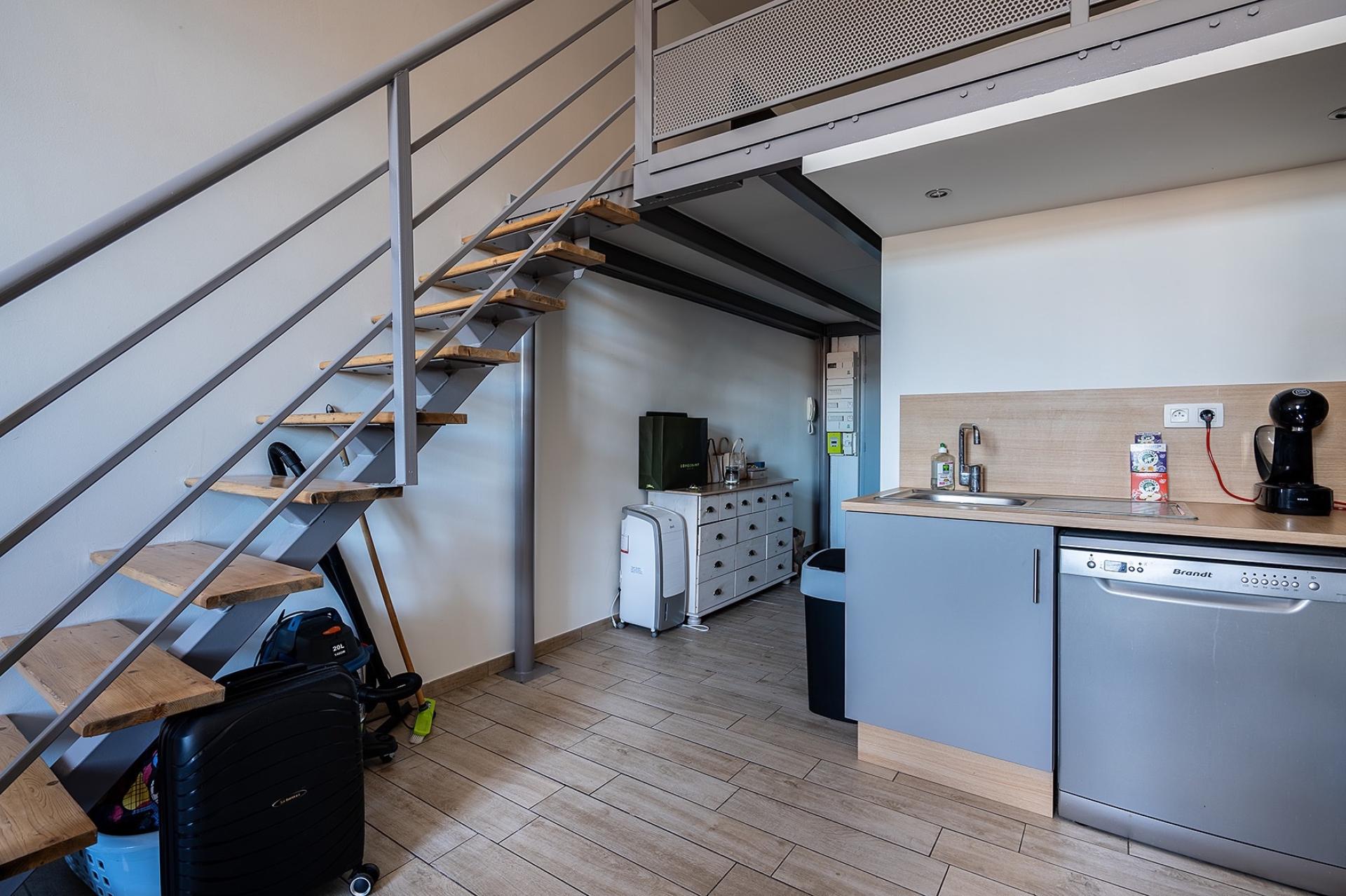 Miniature photo - 8 / 11