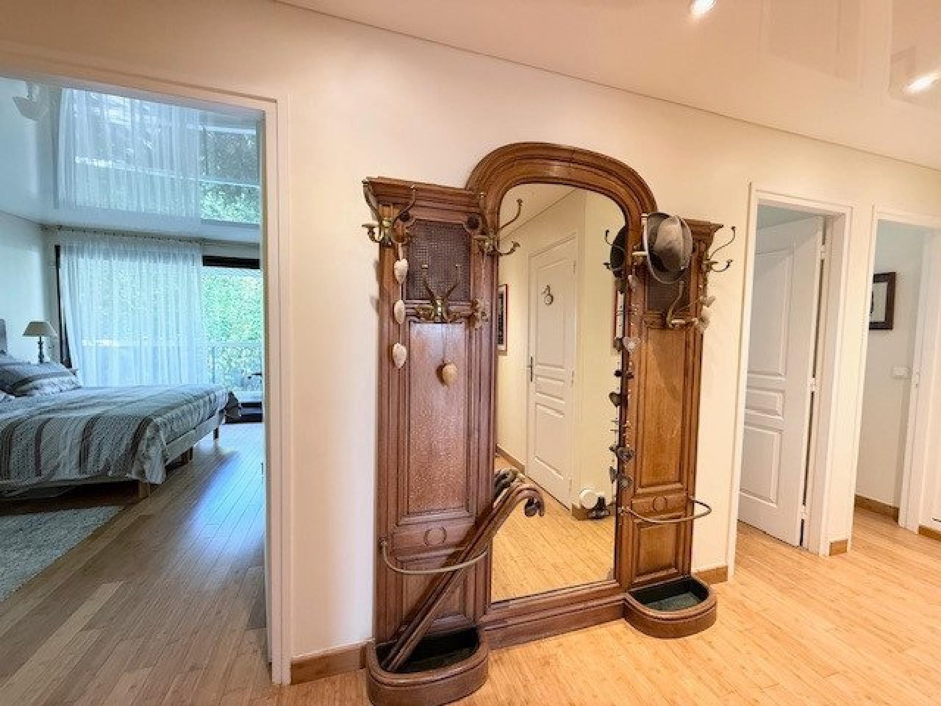 Miniature photo - 14 / 16