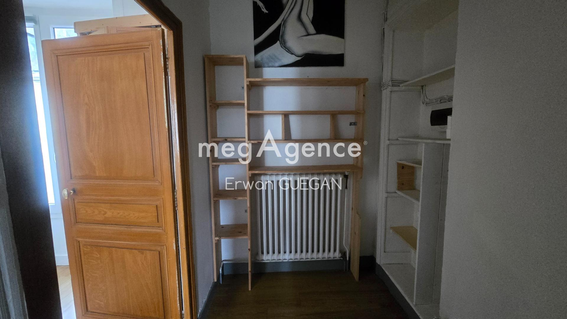 Miniature photo - 12 / 16