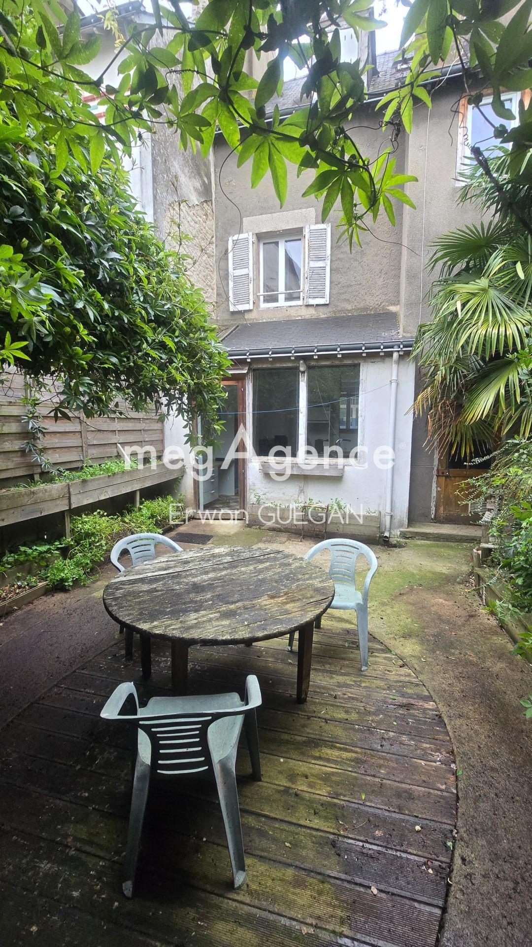 Miniature photo - 2 / 16