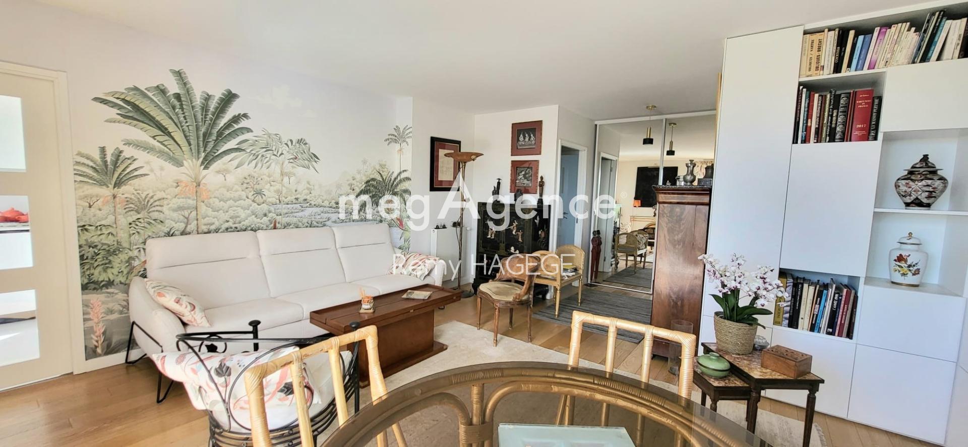 Miniature photo - 3 / 18