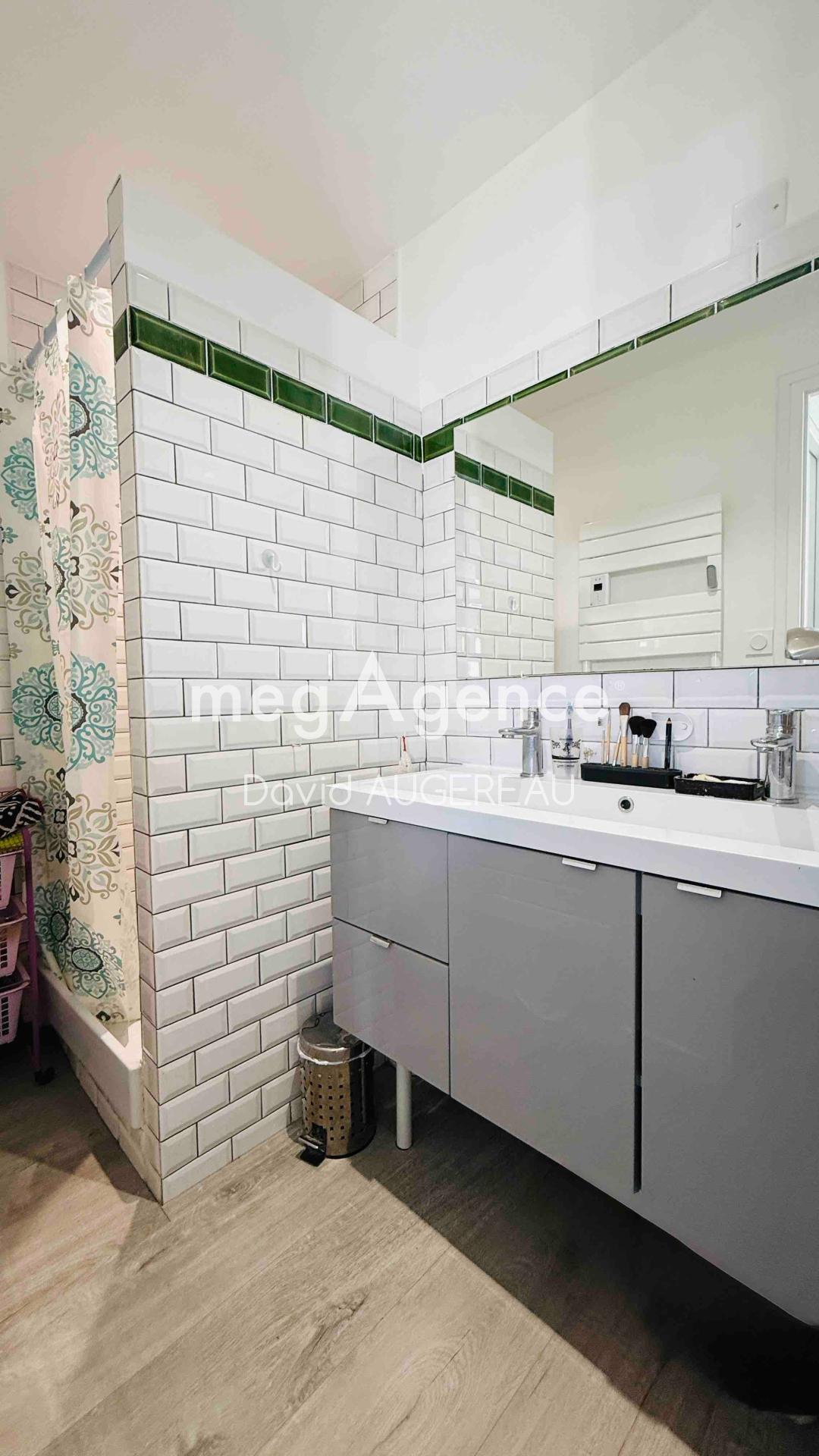 Miniature photo - 9 / 9