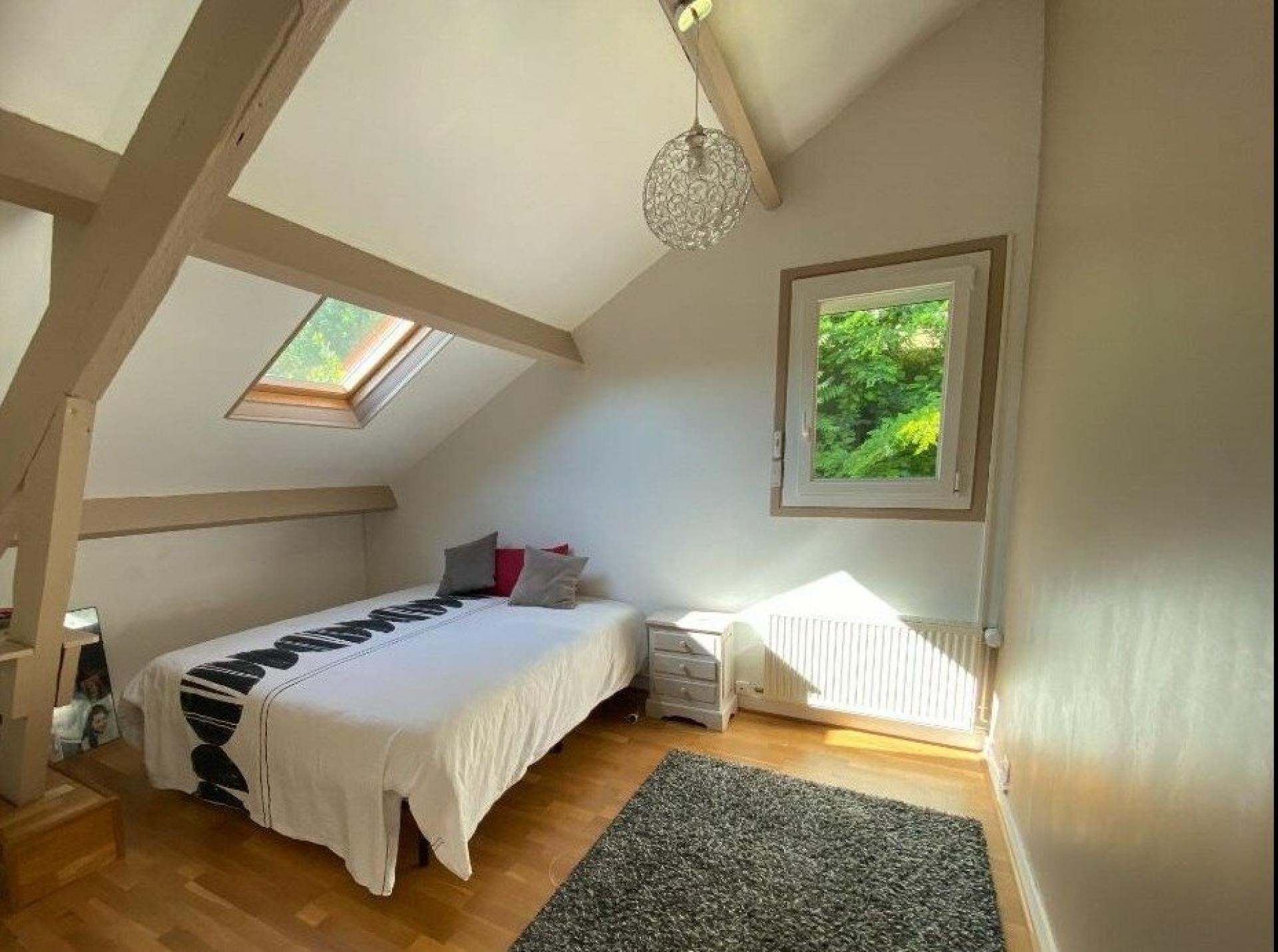 Miniature photo - 5 / 10