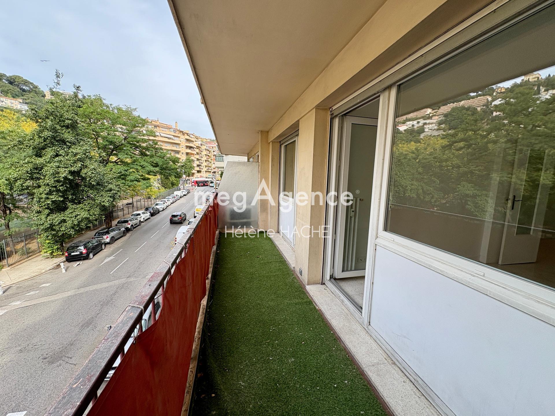 Miniature photo - 8 / 8