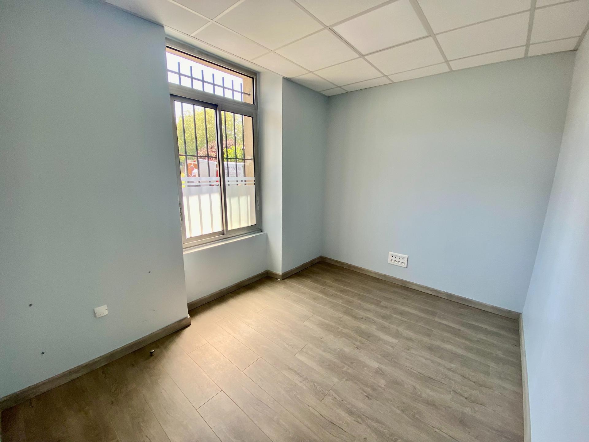 Miniature photo - 5 / 9