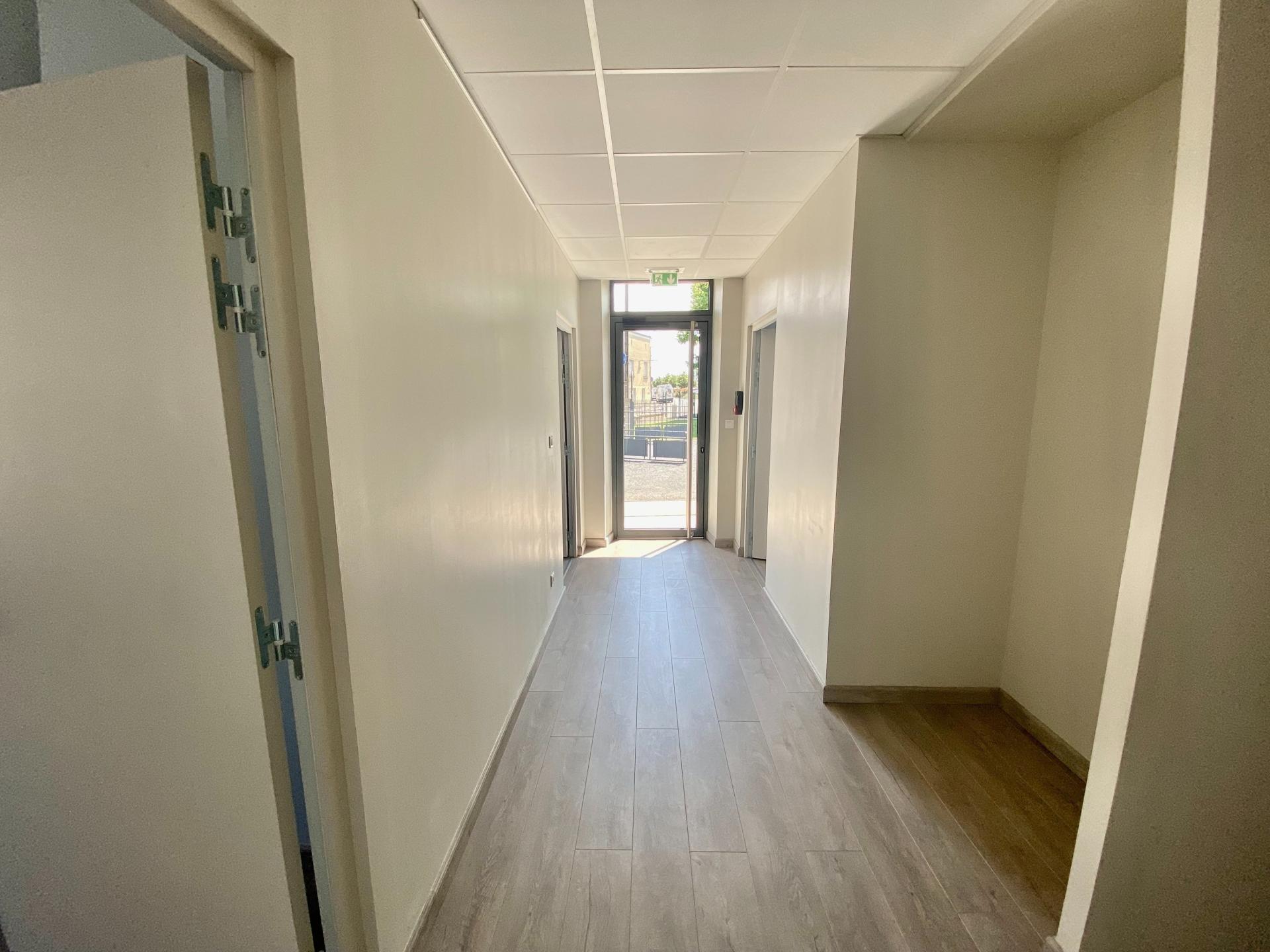 Miniature photo - 4 / 9