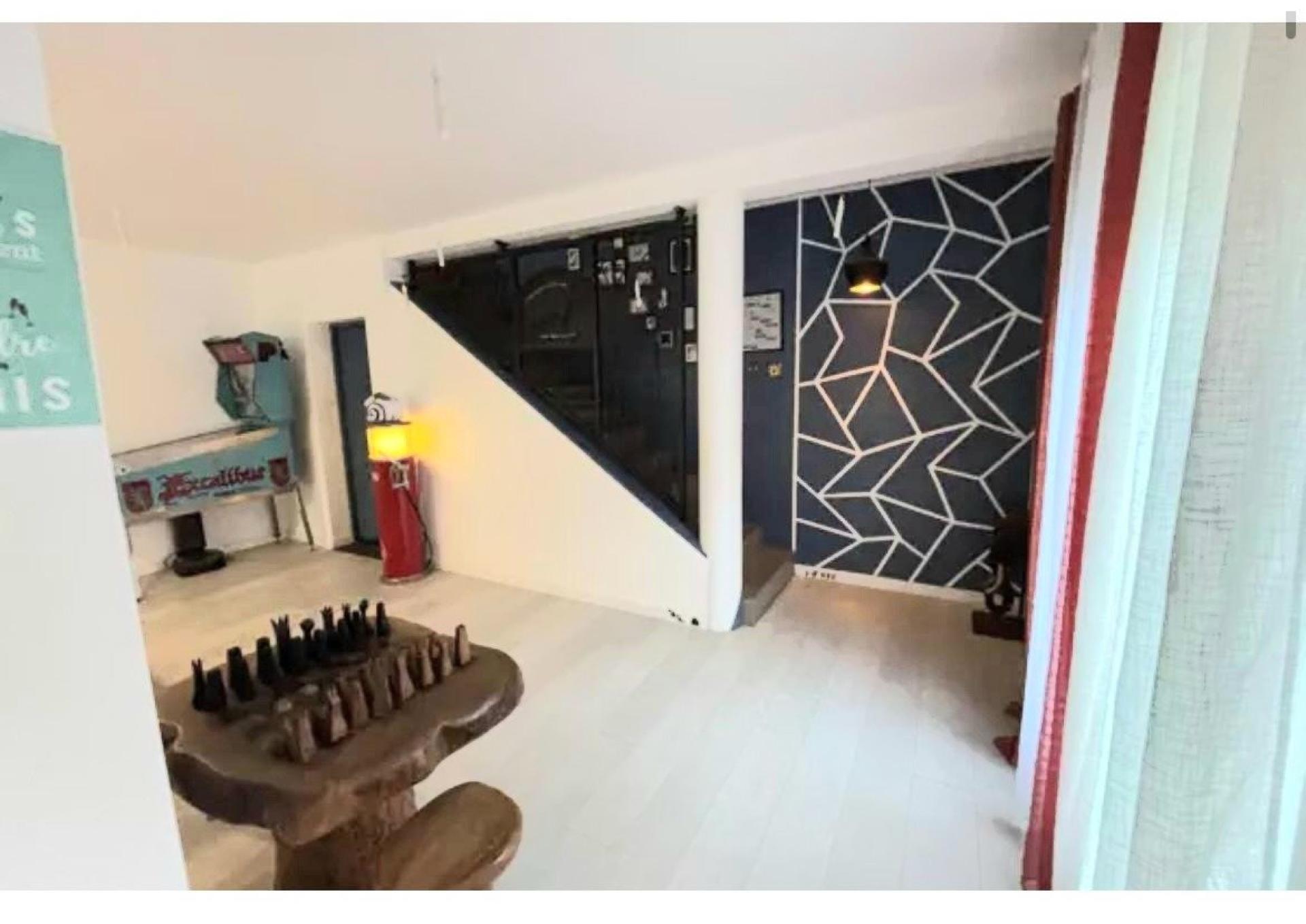 Miniature photo - 8 / 8