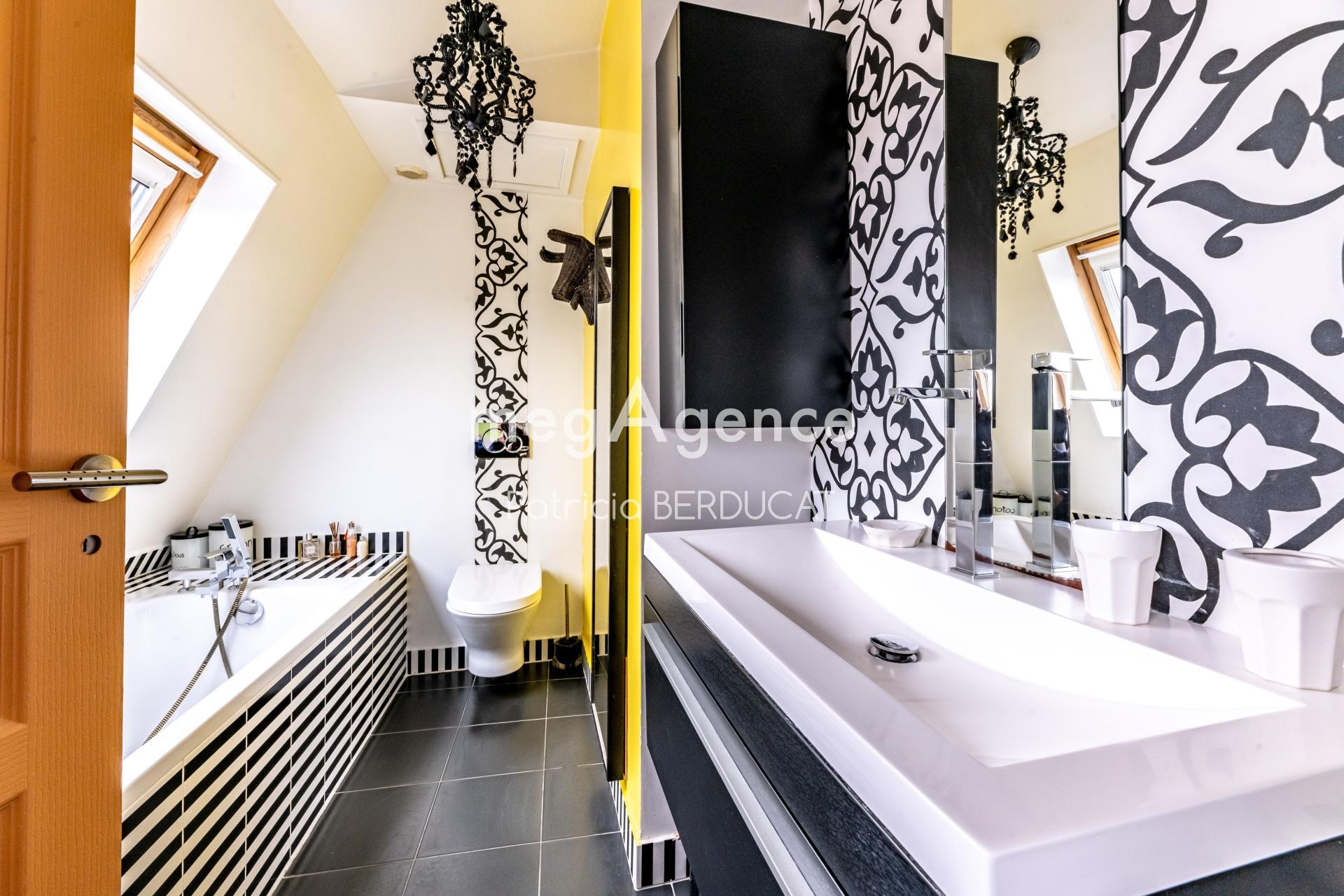 Miniature photo - 9 / 9