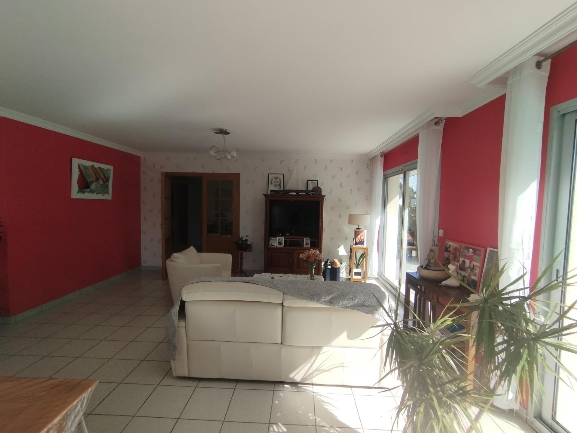 Miniature photo - 9 / 16