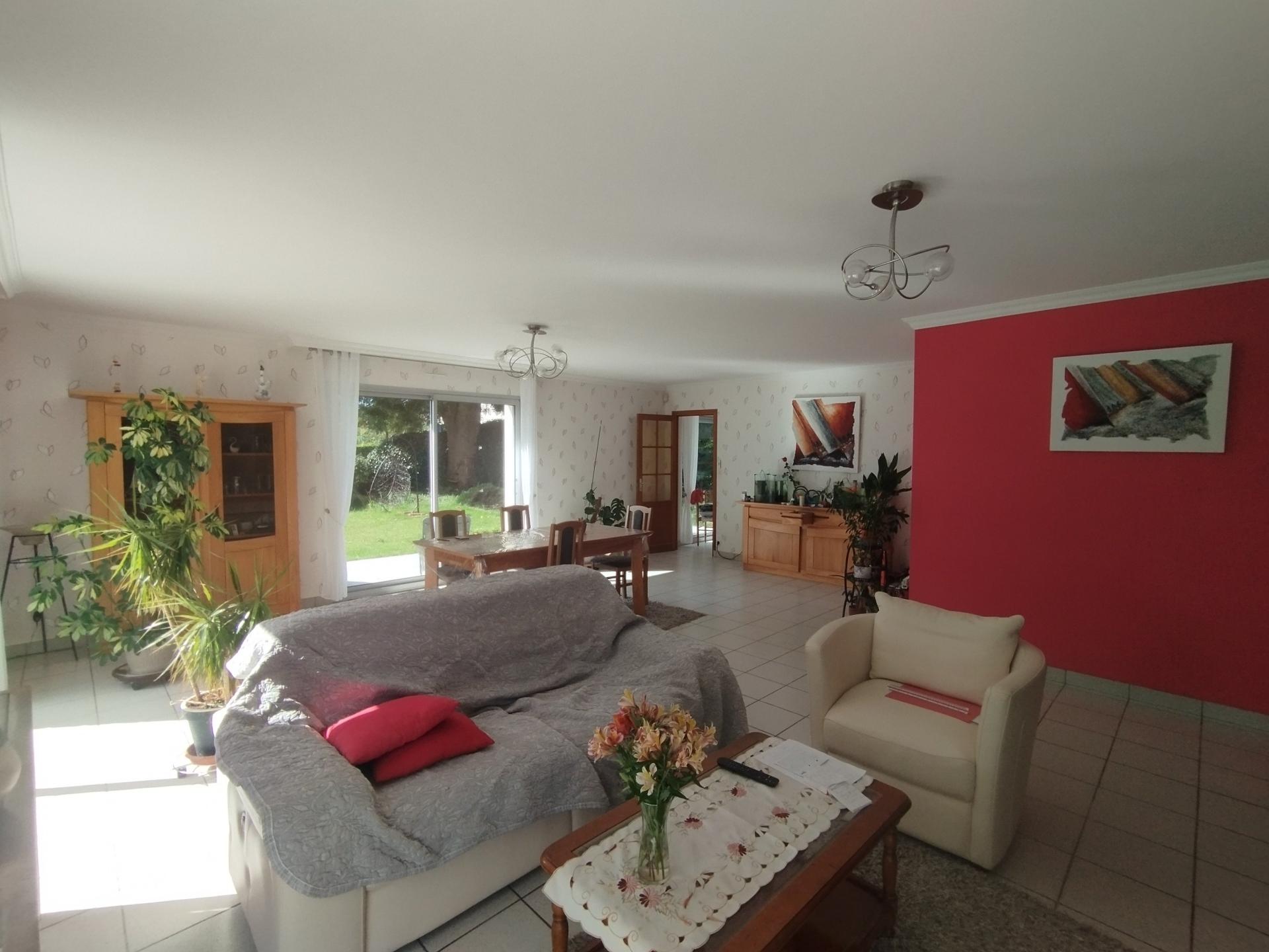 Miniature photo - 12 / 16