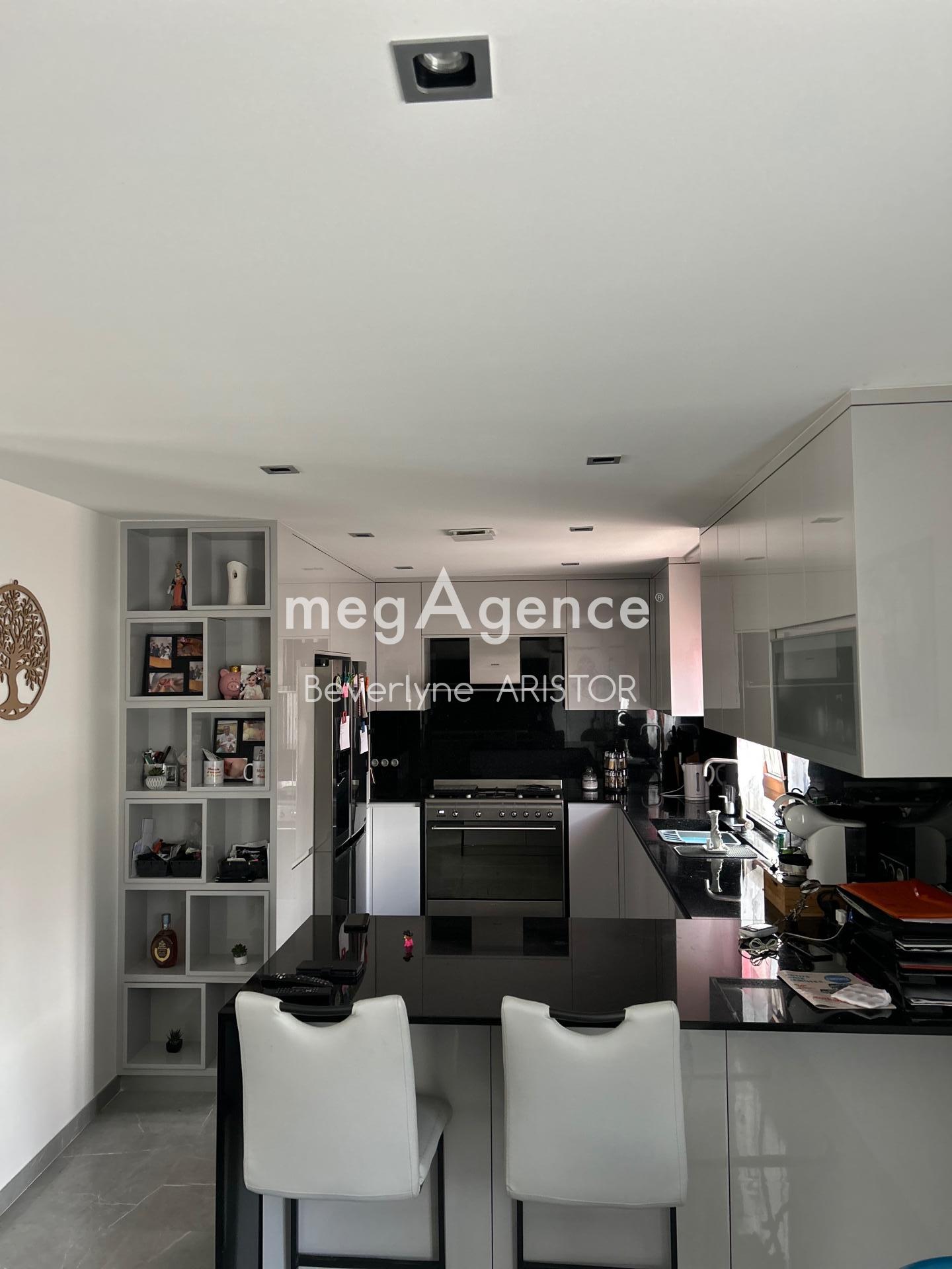 Miniature photo - 8 / 13