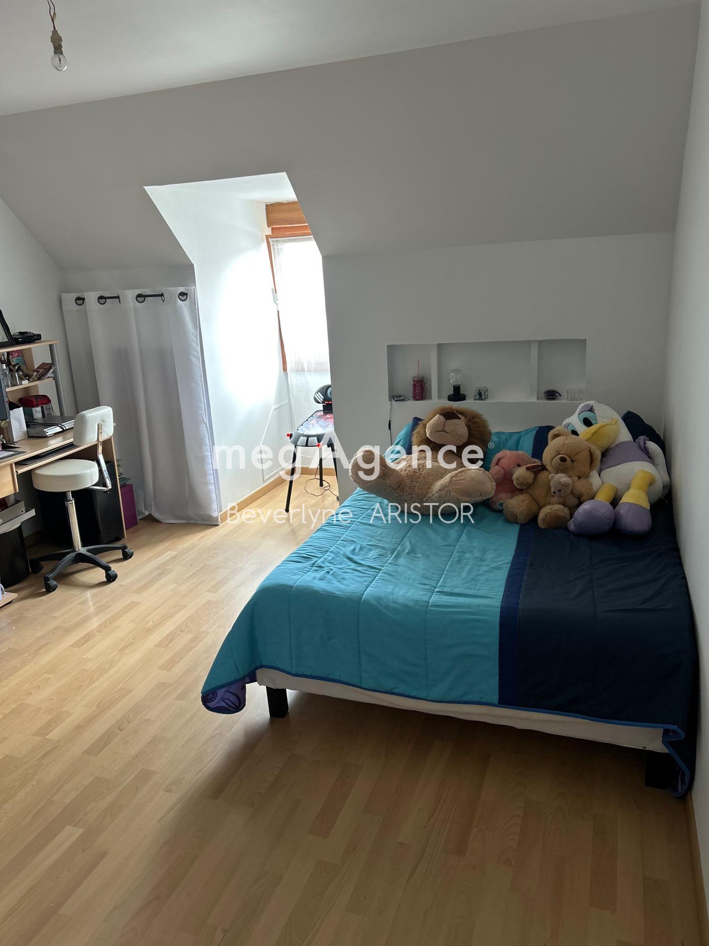 Miniature photo - 2 / 13