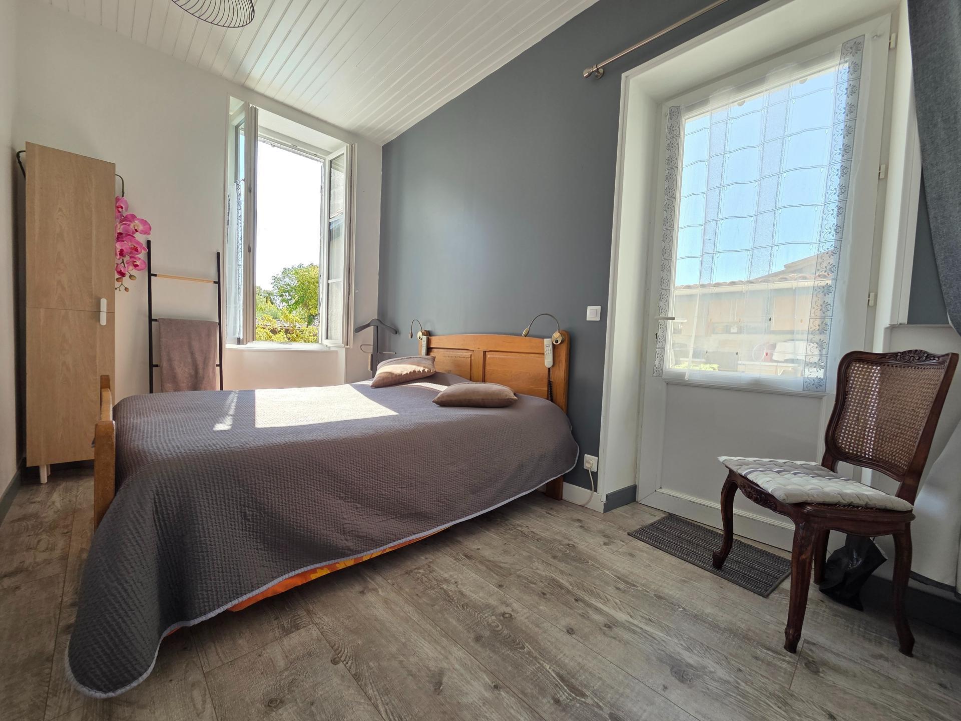 Miniature photo - 6 / 16