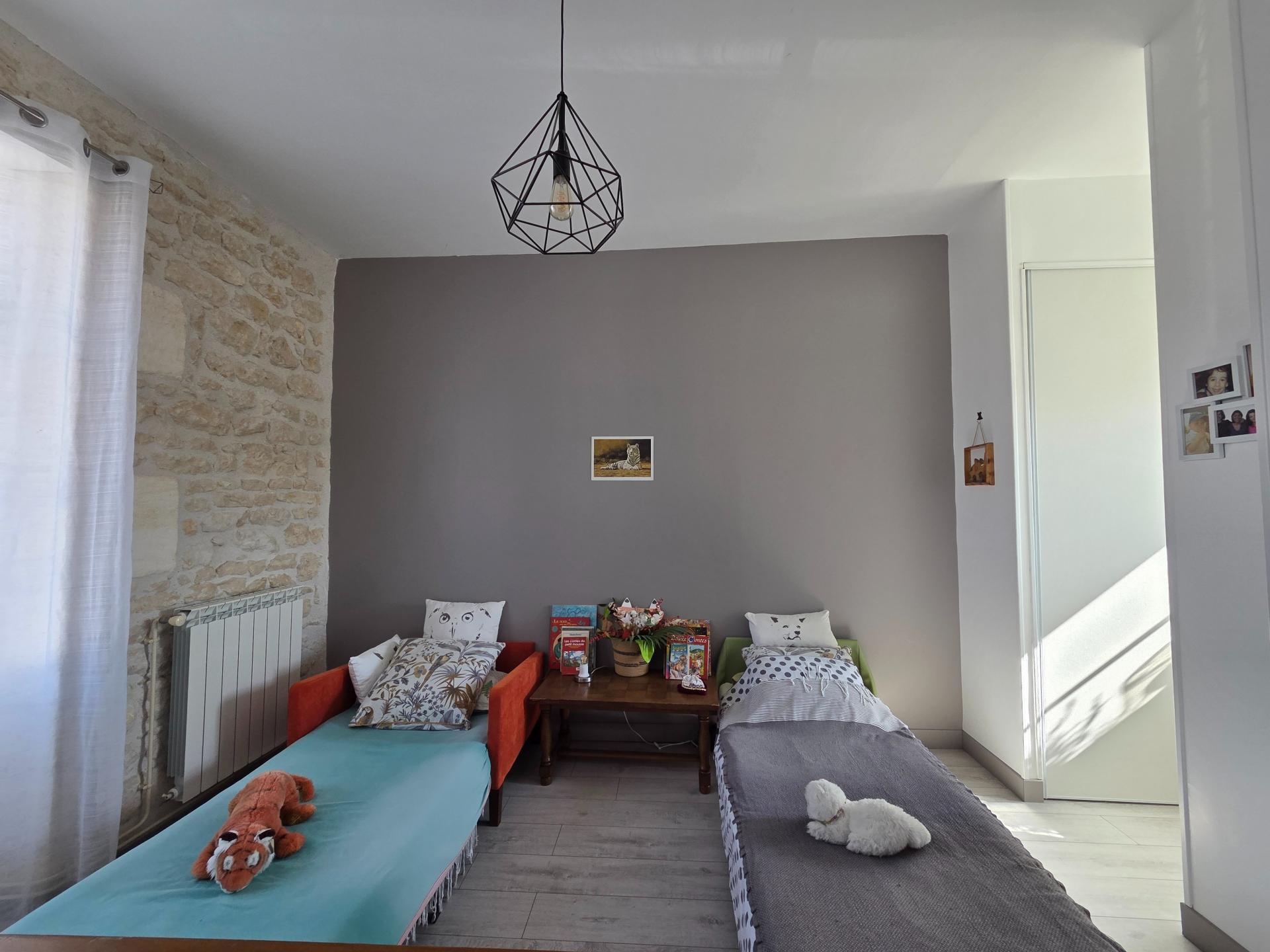 Miniature photo - 9 / 16