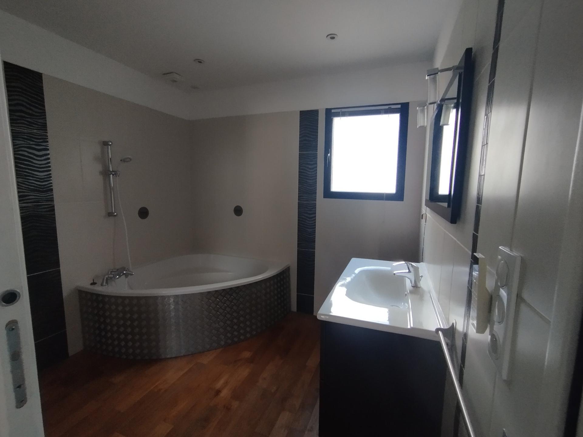 Miniature photo - 13 / 20