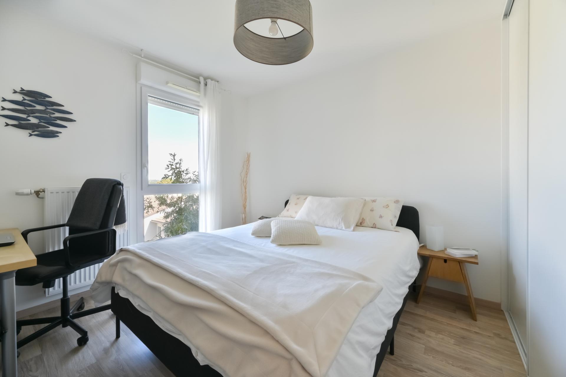 Miniature photo - 3 / 8