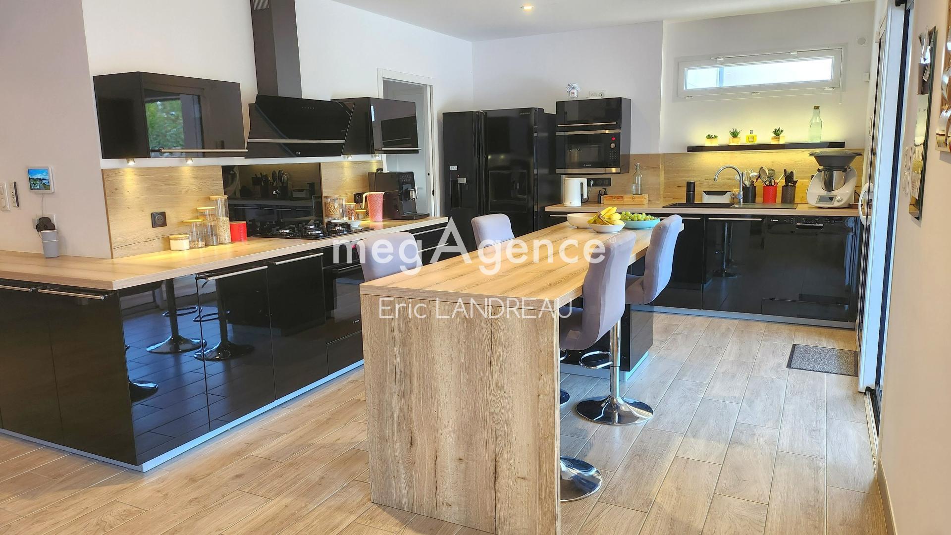 Miniature photo - 4 / 16