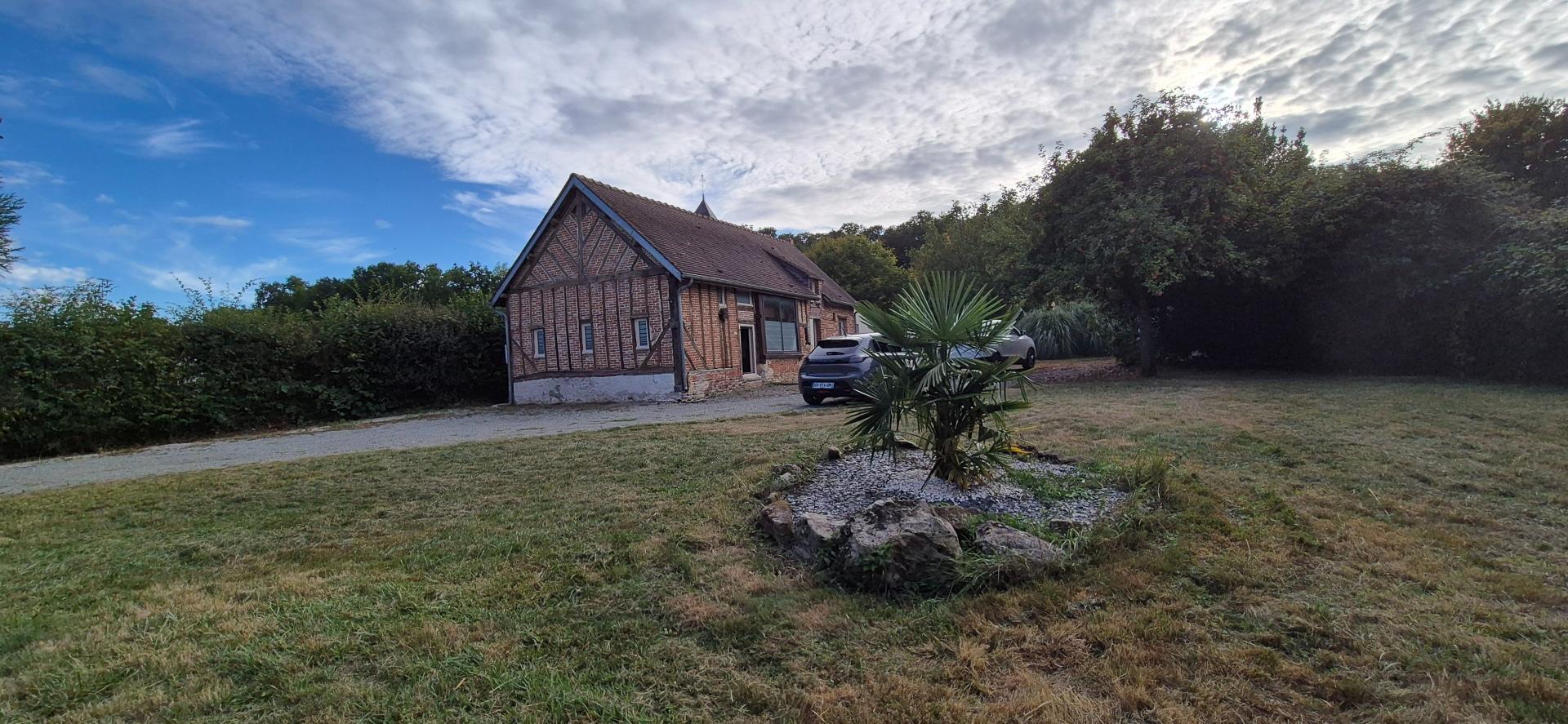 Miniature photo - 2 / 18