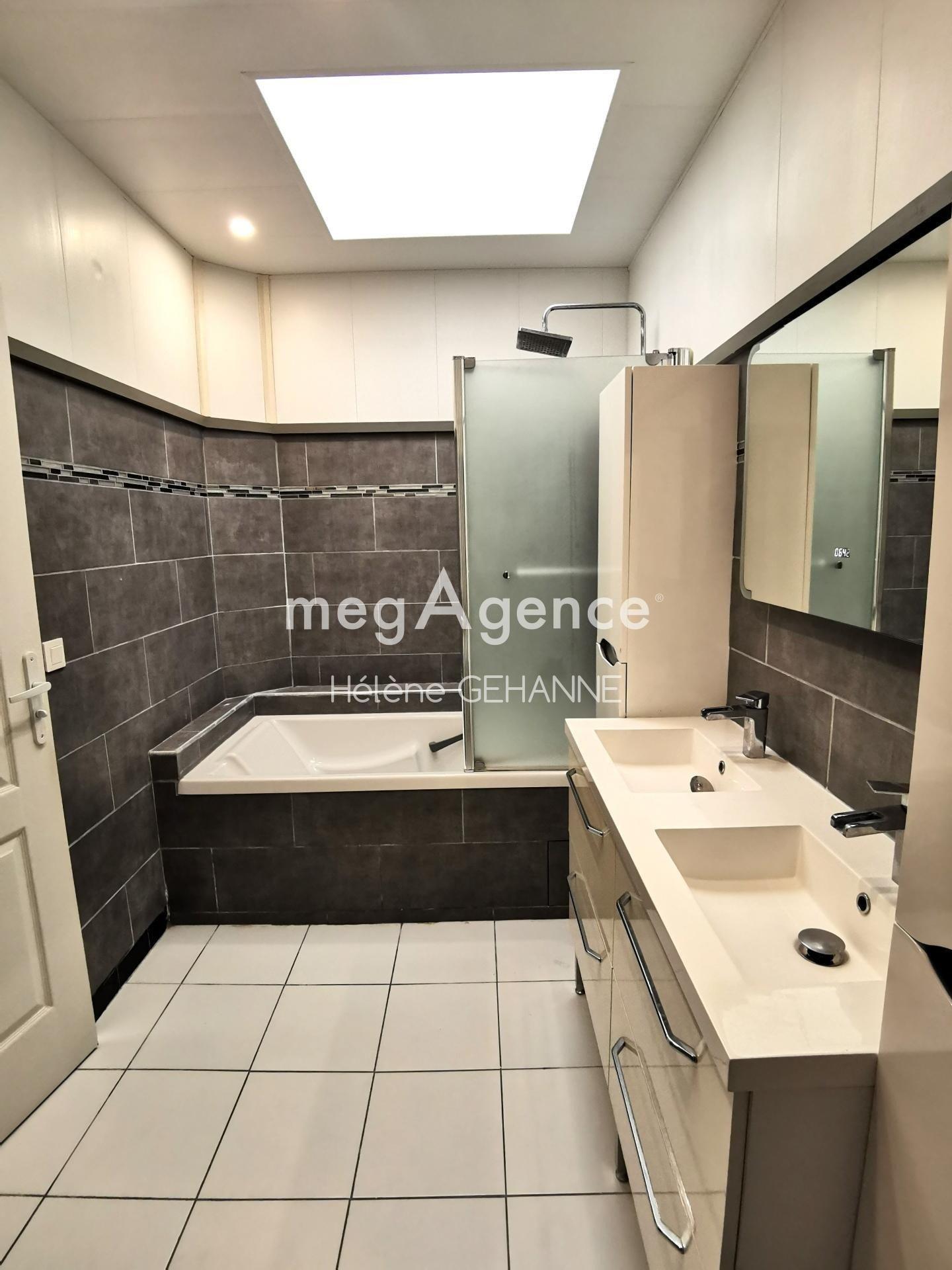 Miniature photo - 8 / 12