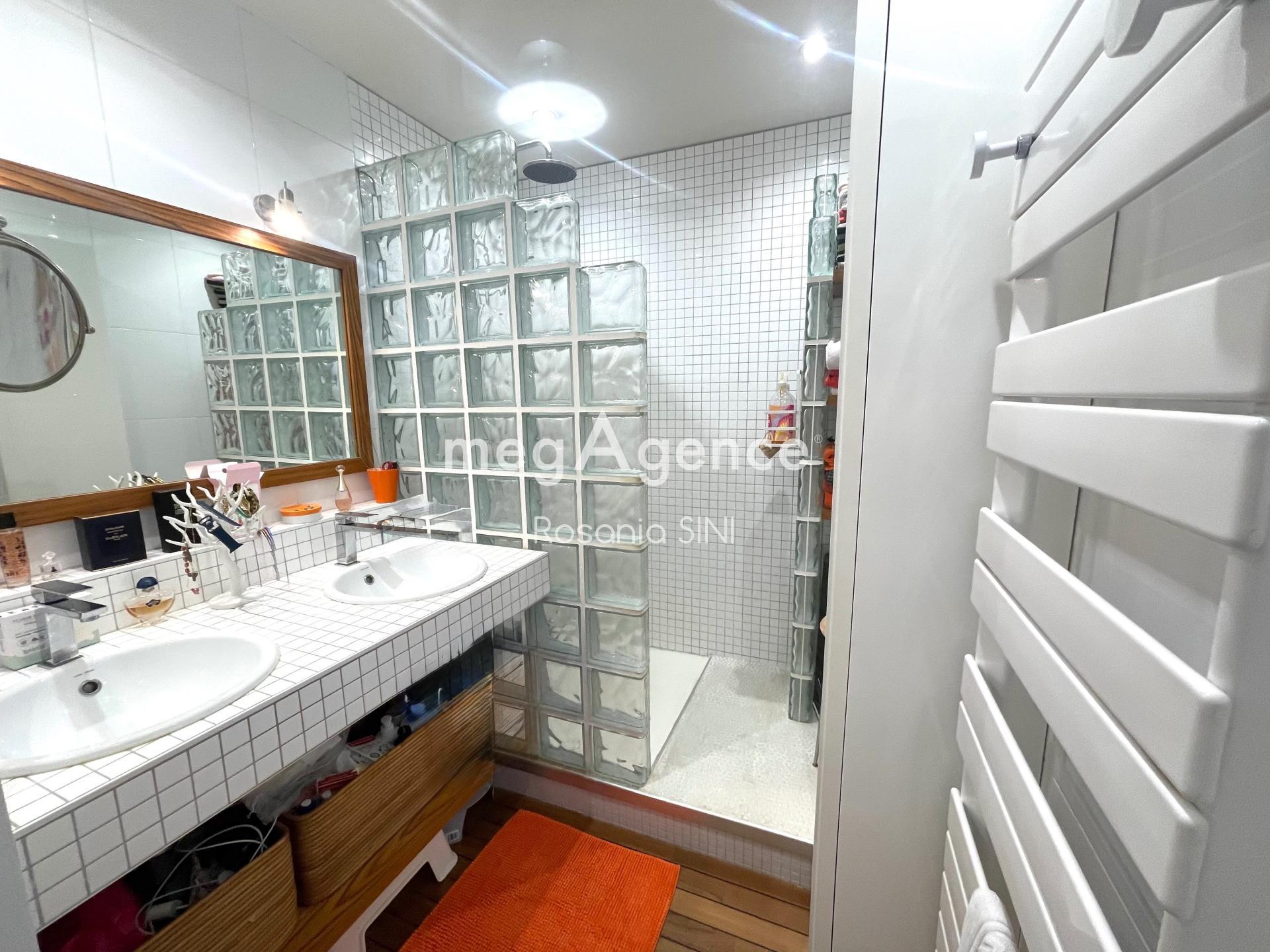 Miniature photo - 14 / 17