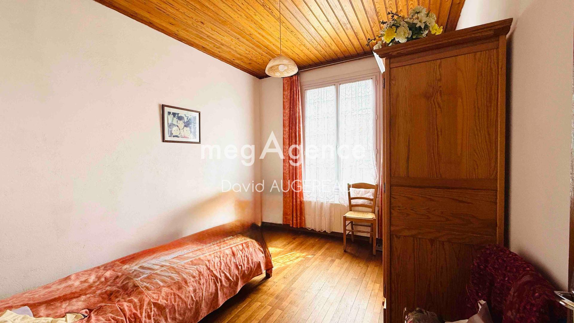 Miniature photo - 8 / 10