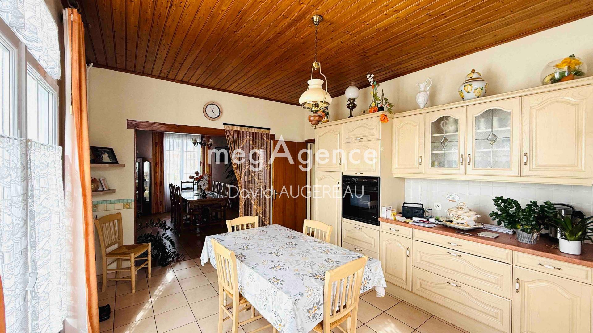 Miniature photo - 5 / 10