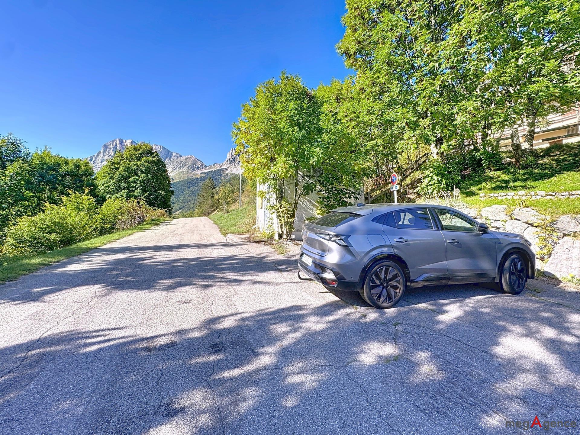 Miniature photo - 20 / 20