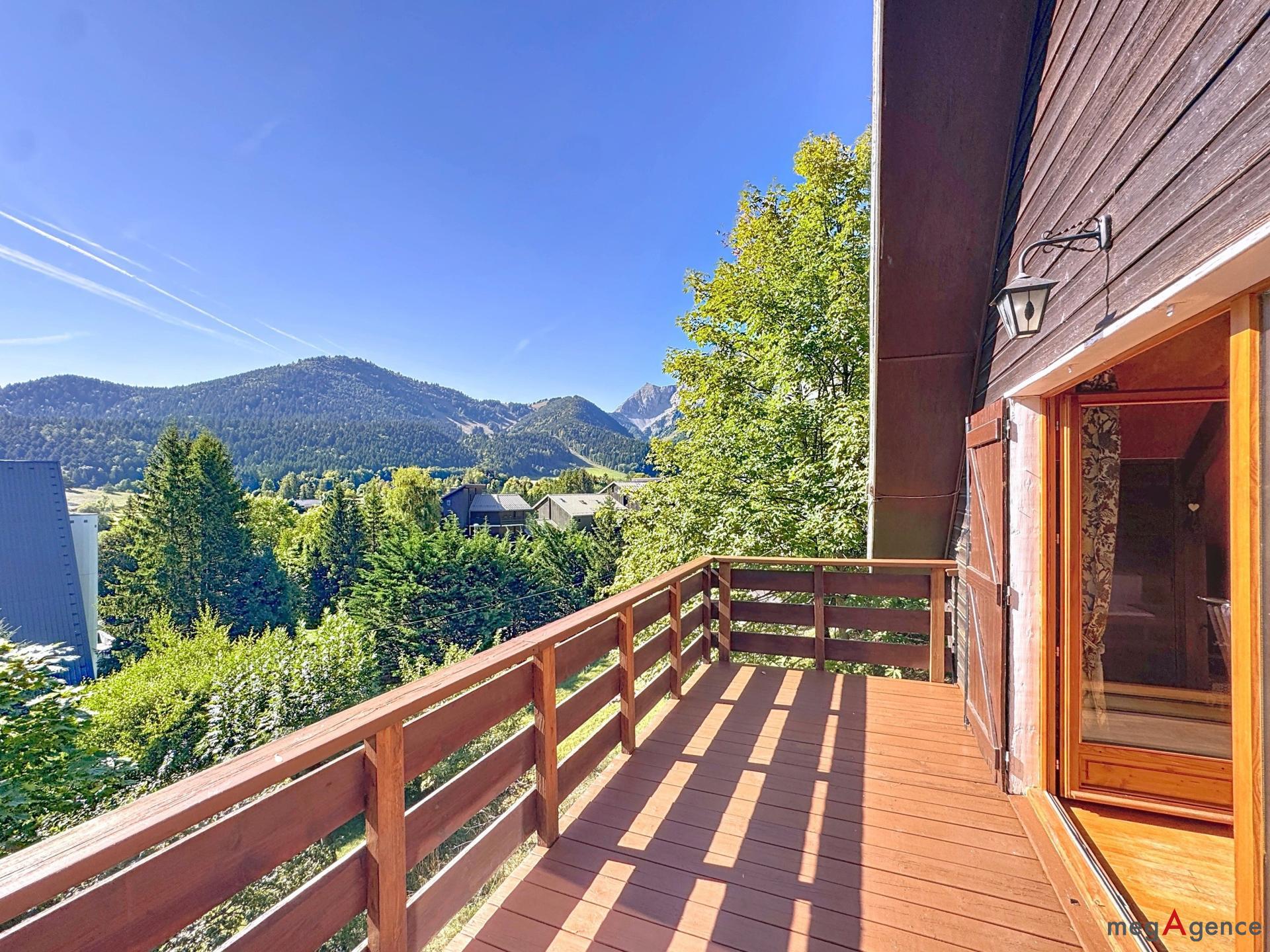 Miniature photo - 2 / 20