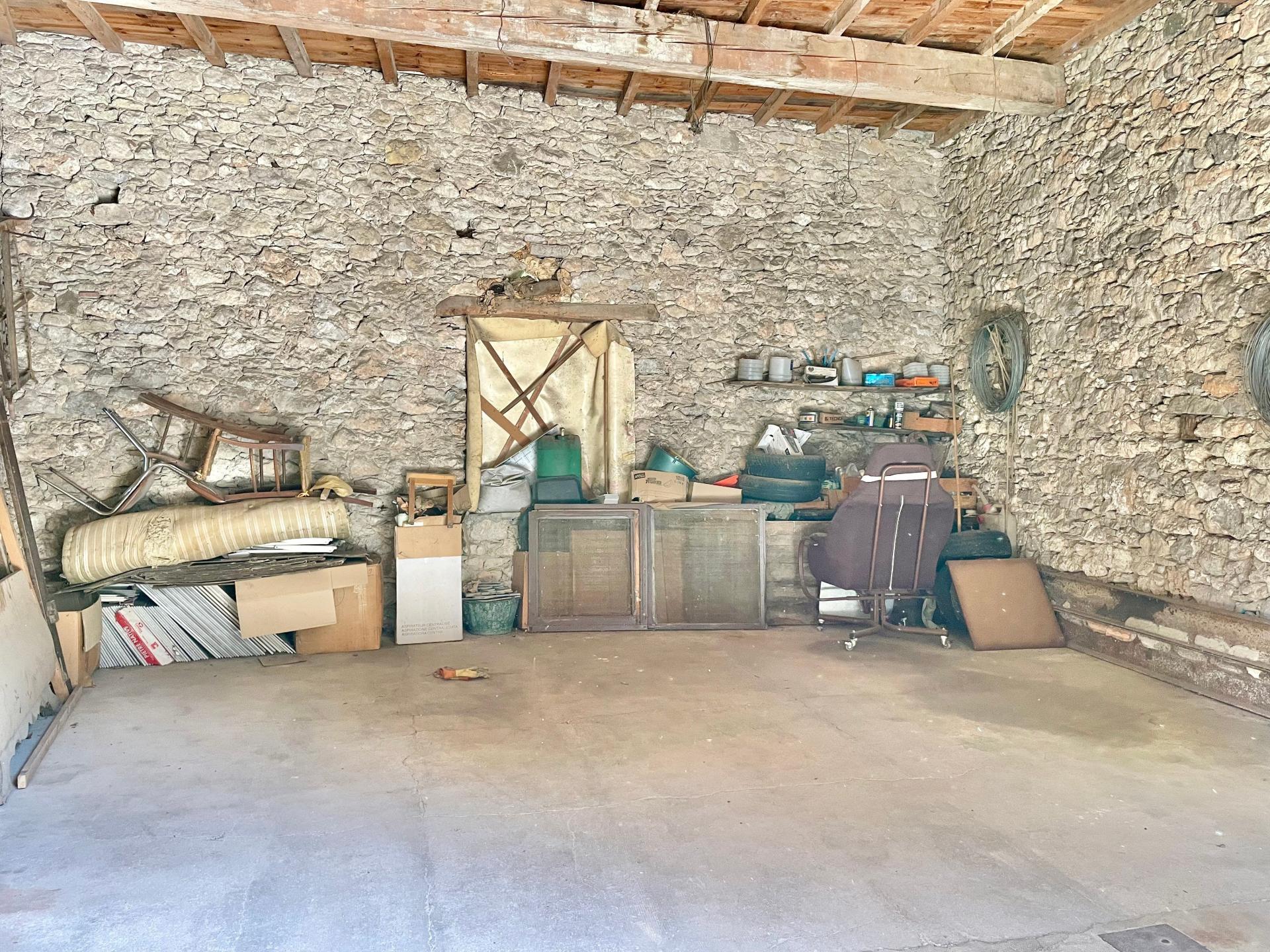 Miniature photo - 12 / 12