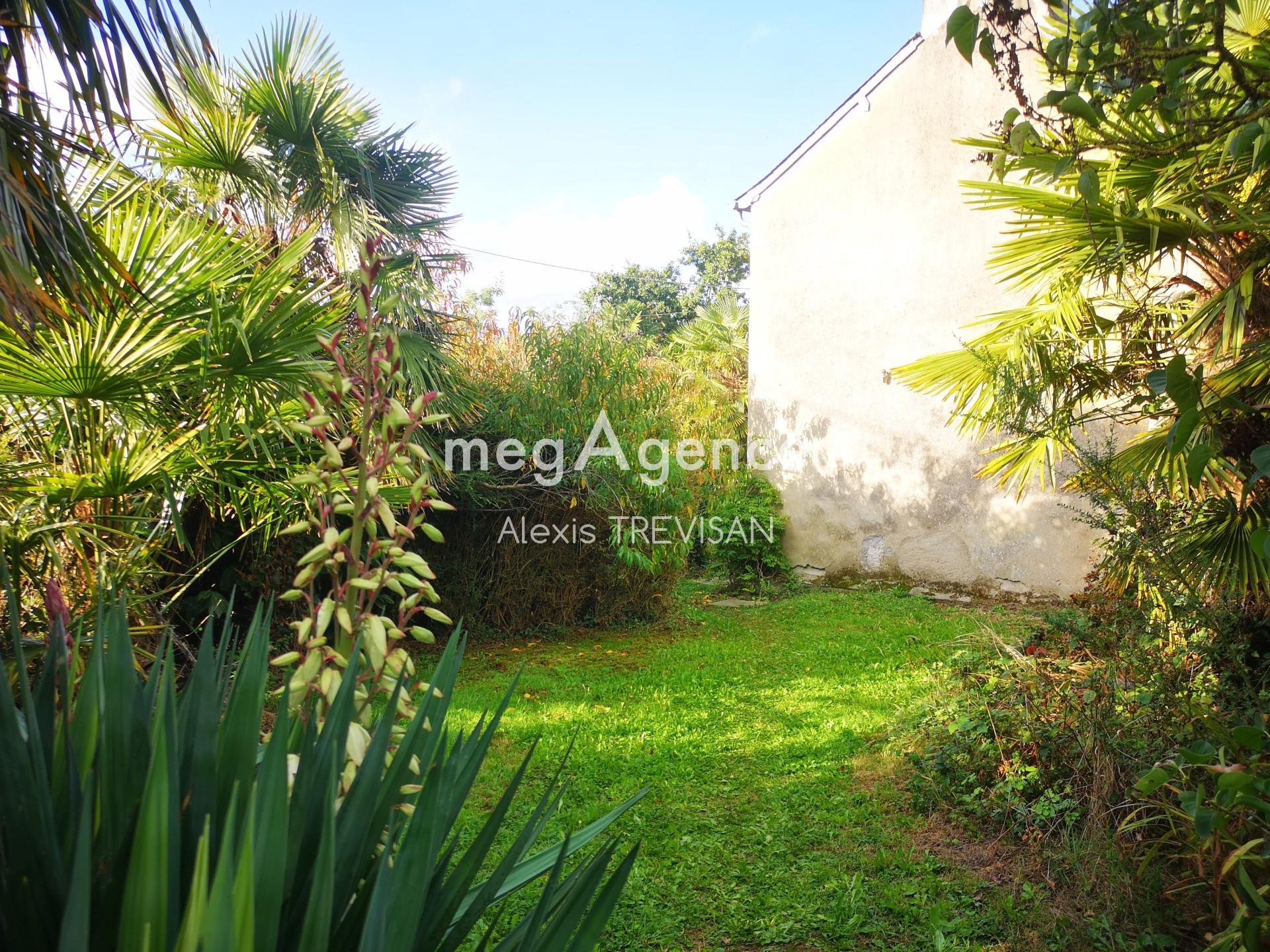 Miniature photo - 2 / 14