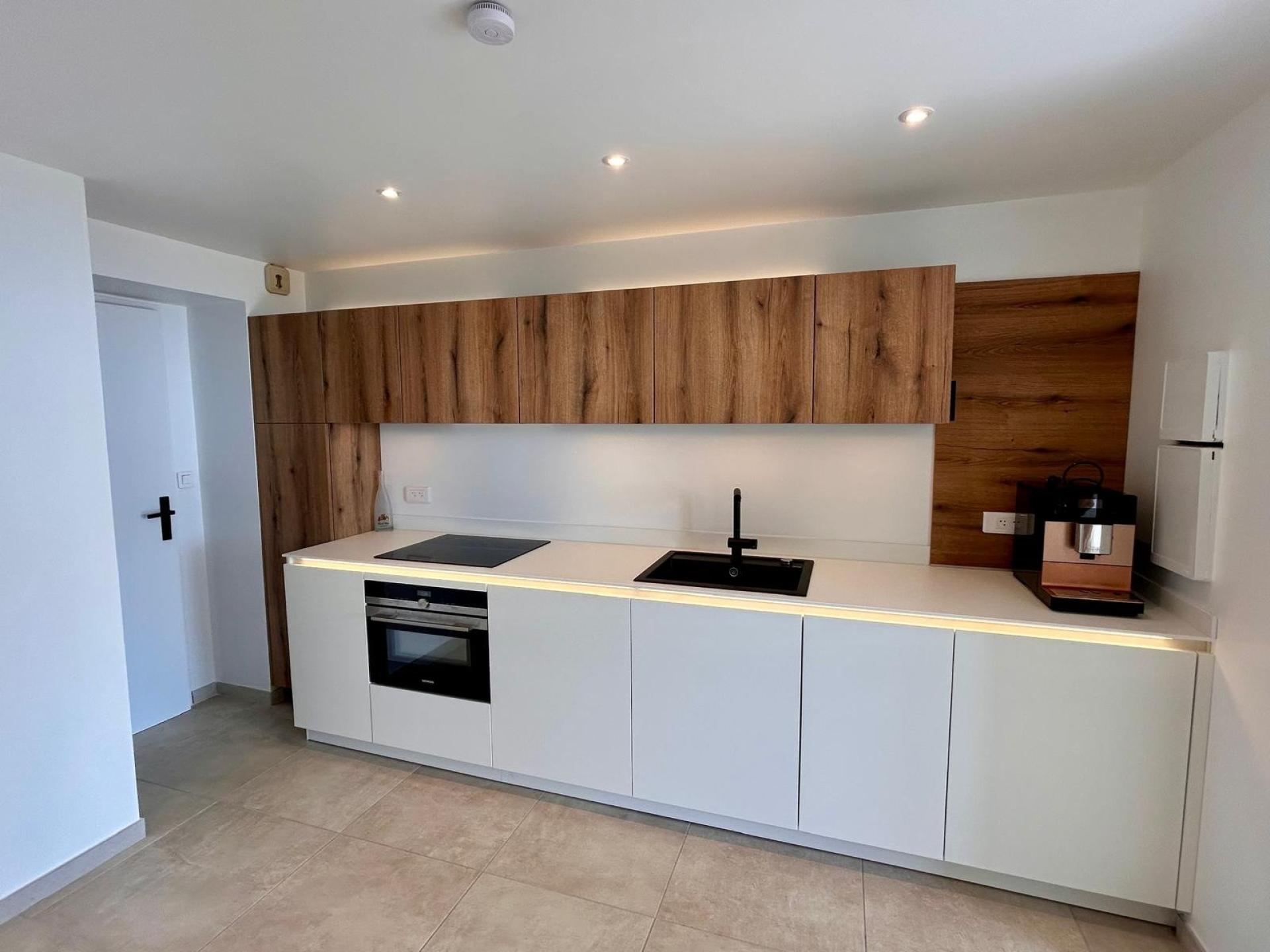 Miniature photo - 5 / 6