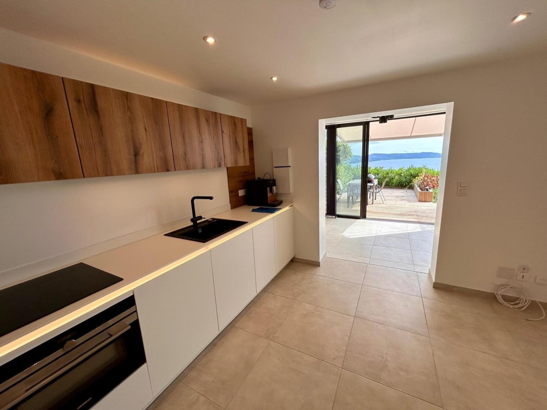 Miniature photo - 4 / 6