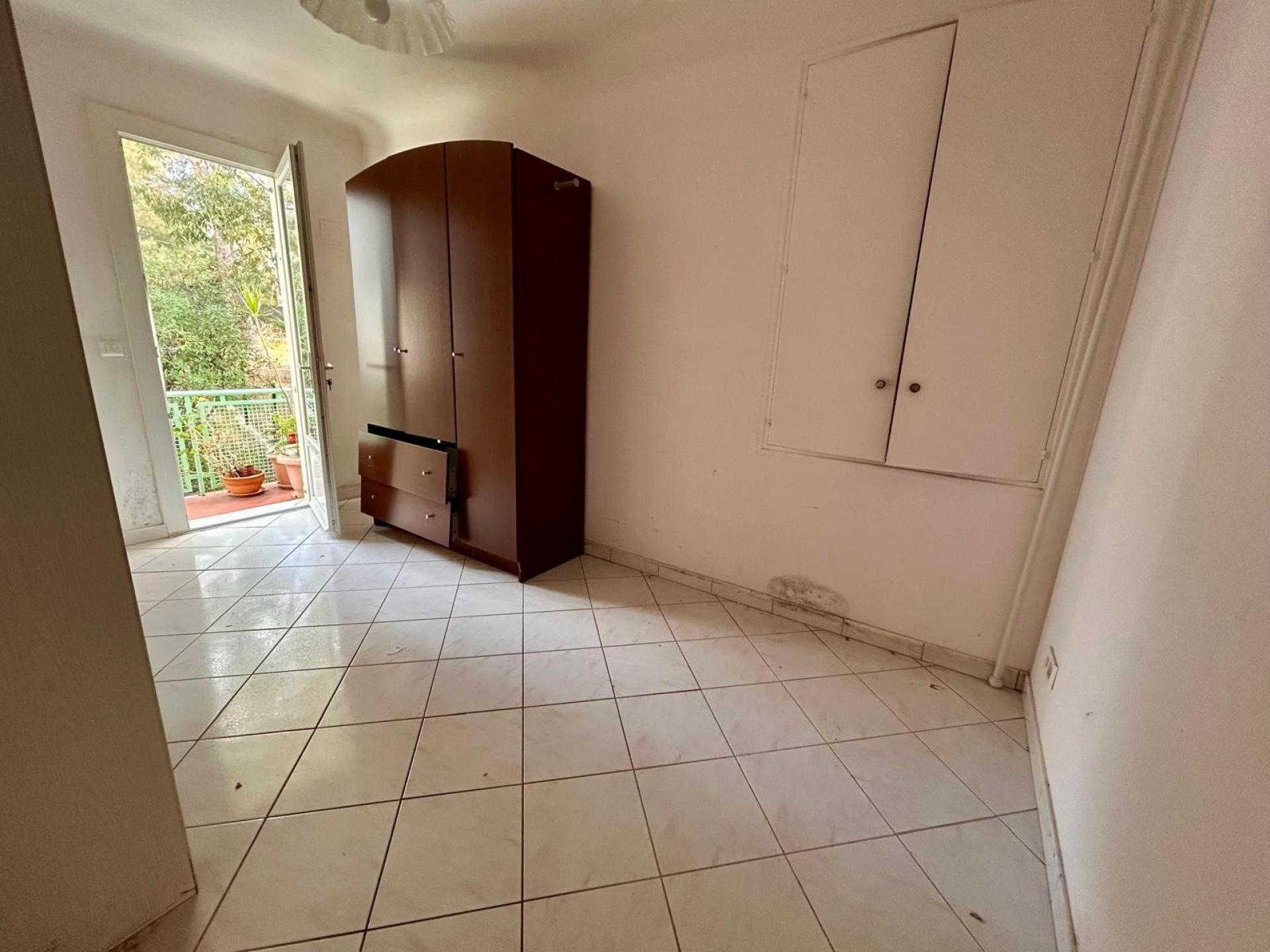 Miniature photo - 4 / 6