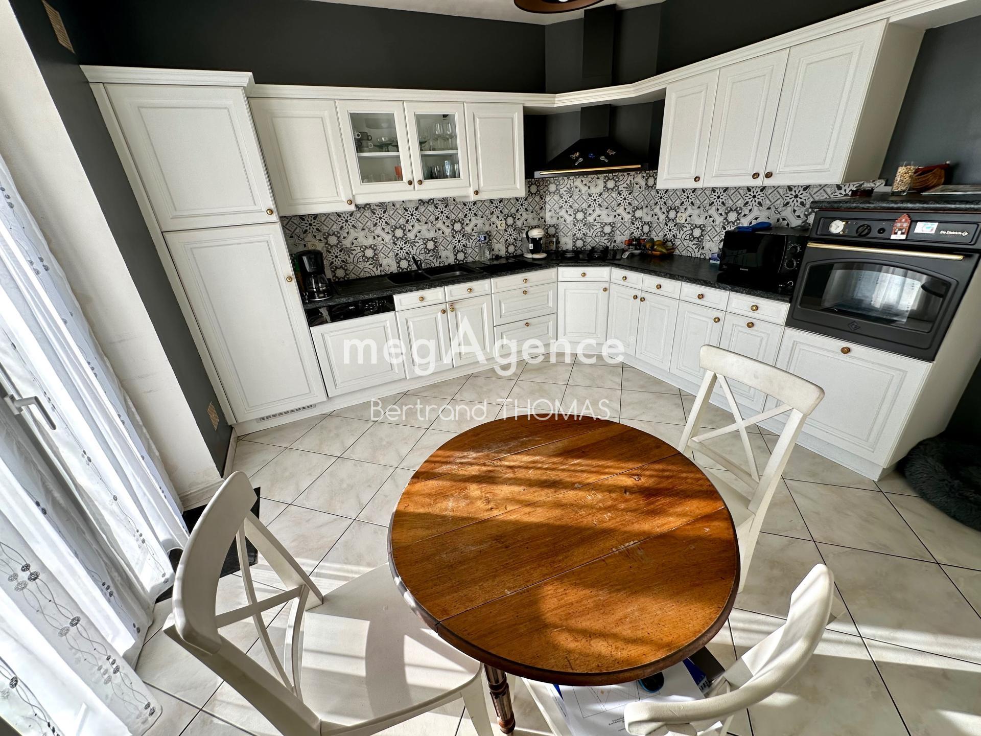 Miniature photo - 2 / 11