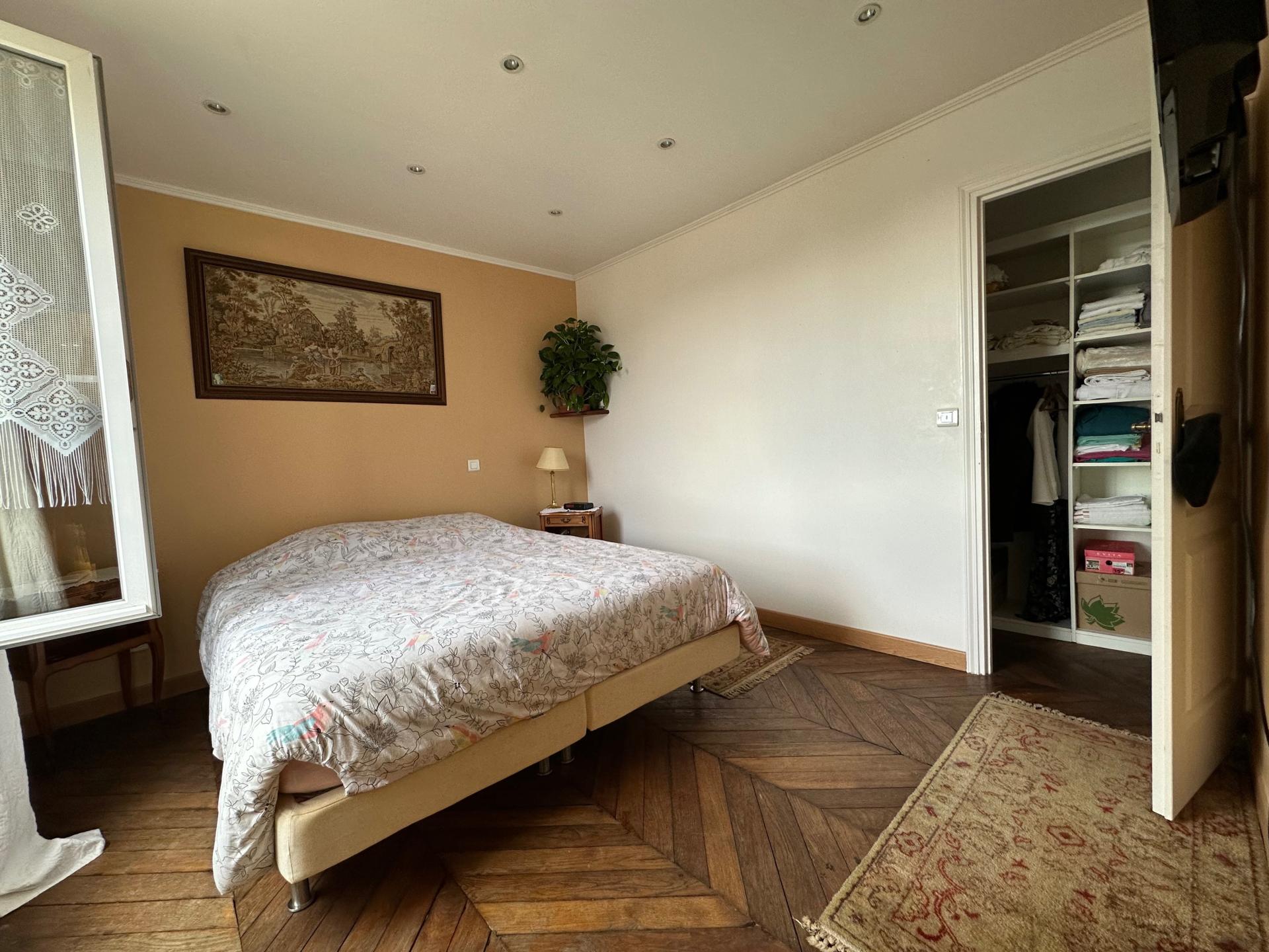 Miniature photo - 7 / 10