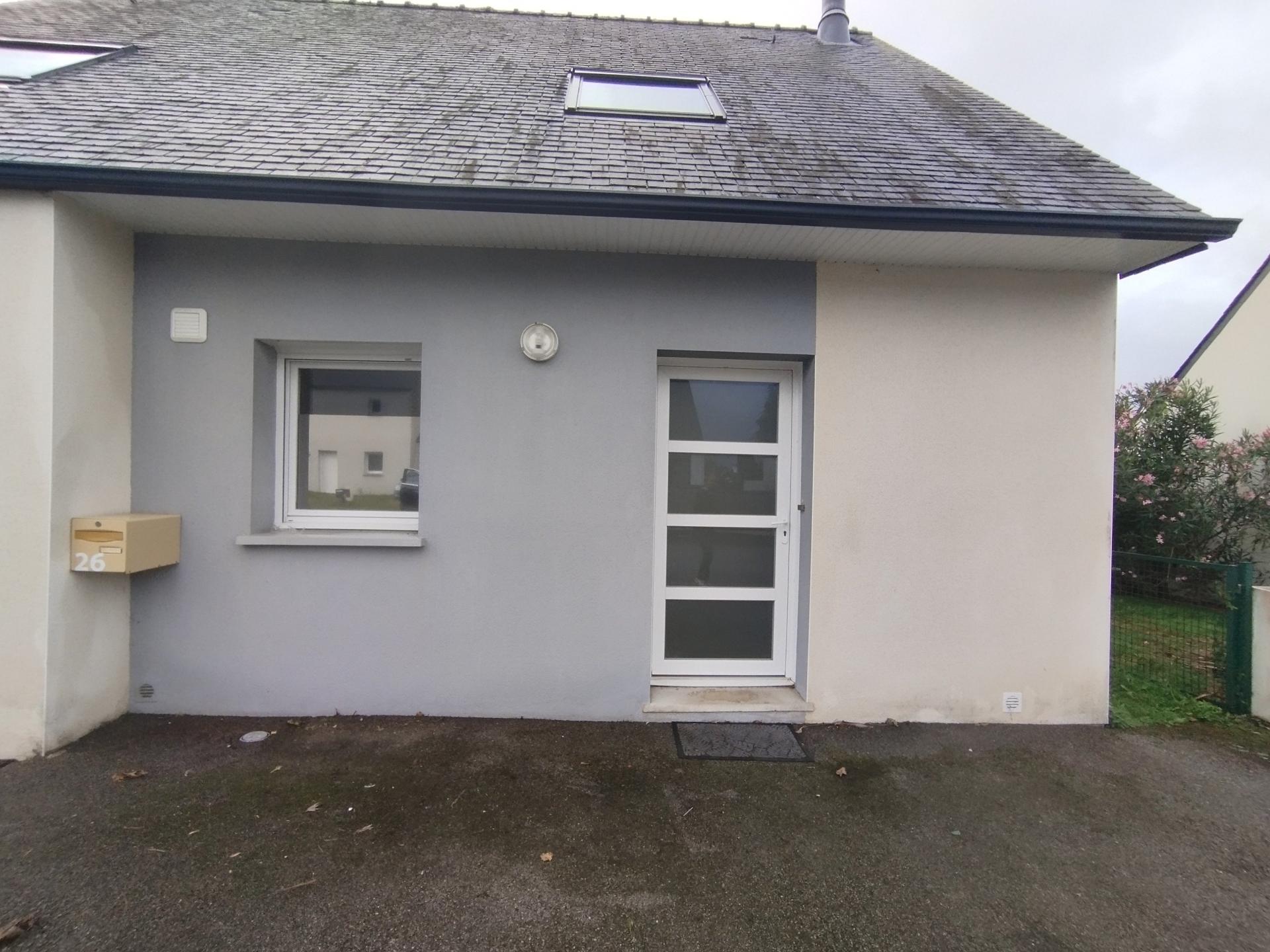 Miniature photo - 2 / 18