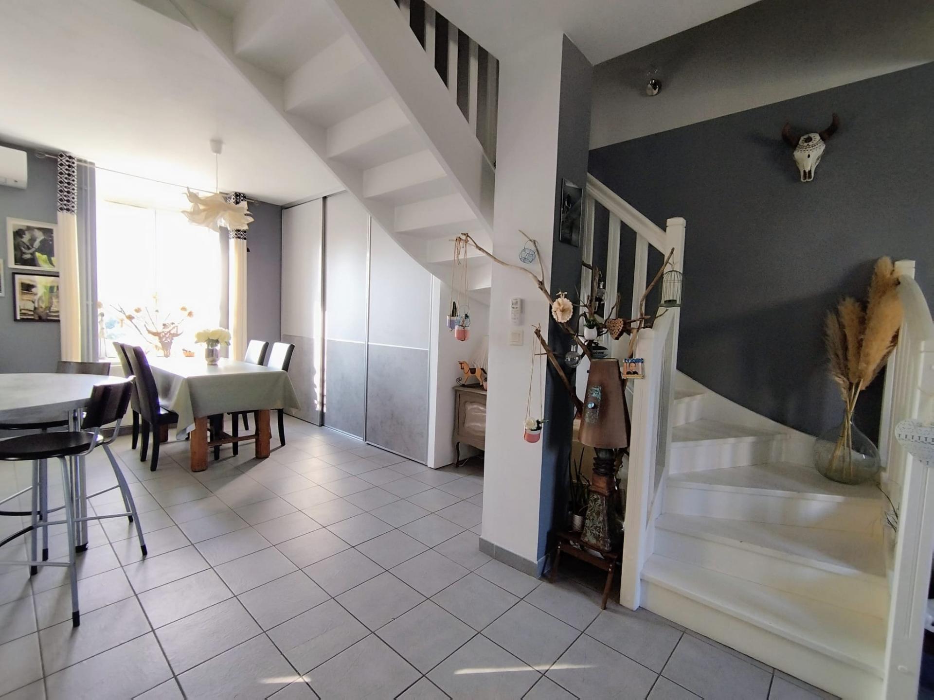 Miniature photo - 2 / 14