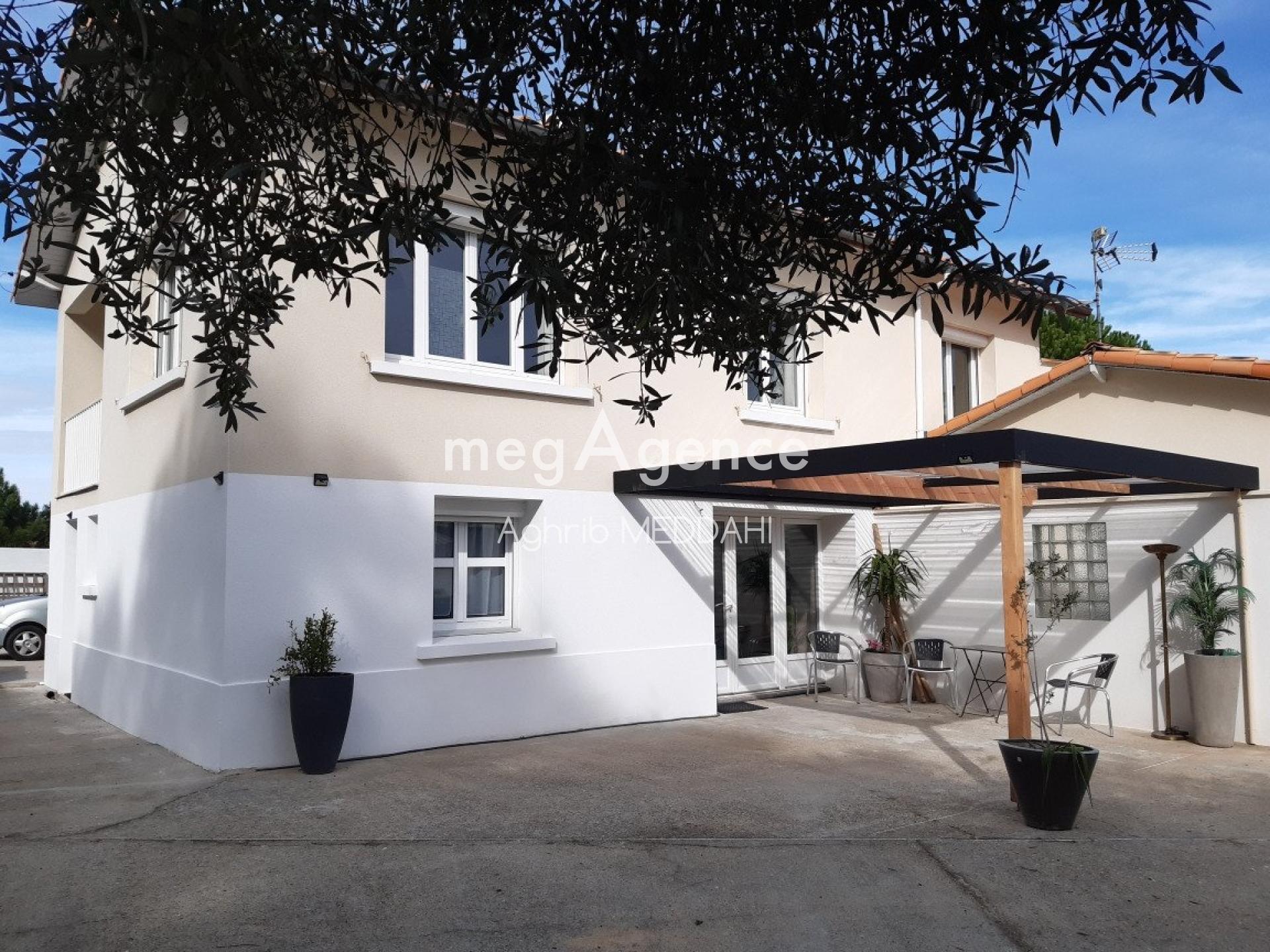 Miniature photo - 2 / 12