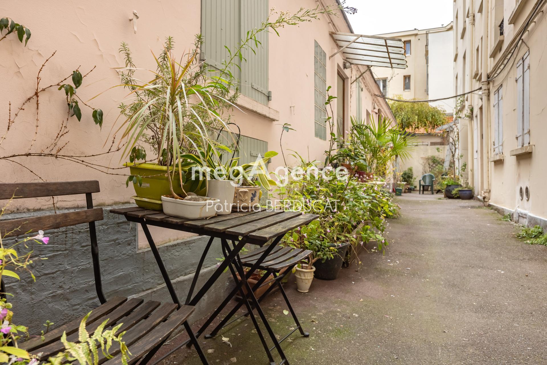 Miniature photo - 5 / 7