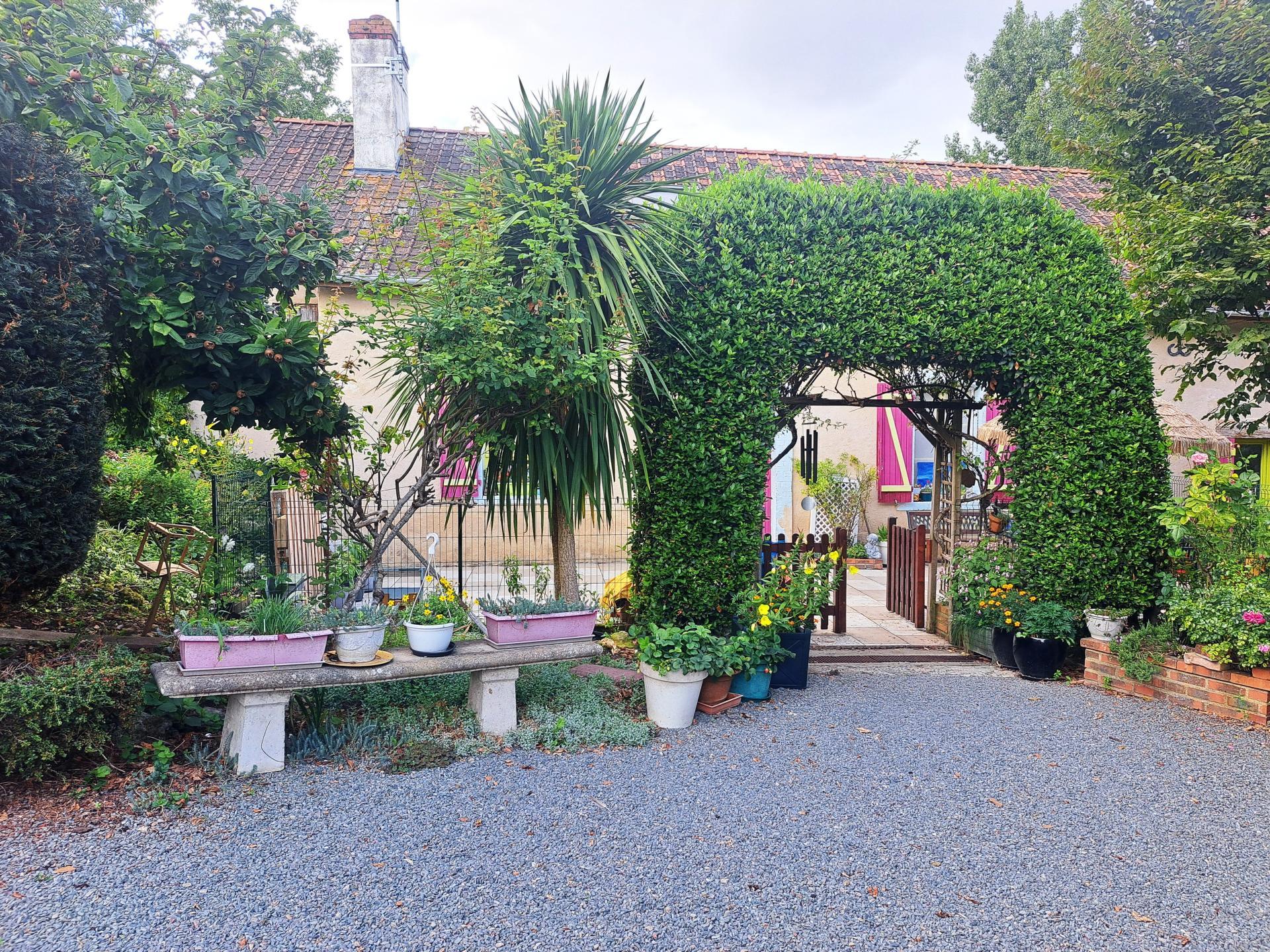 Miniature photo - 16 / 16