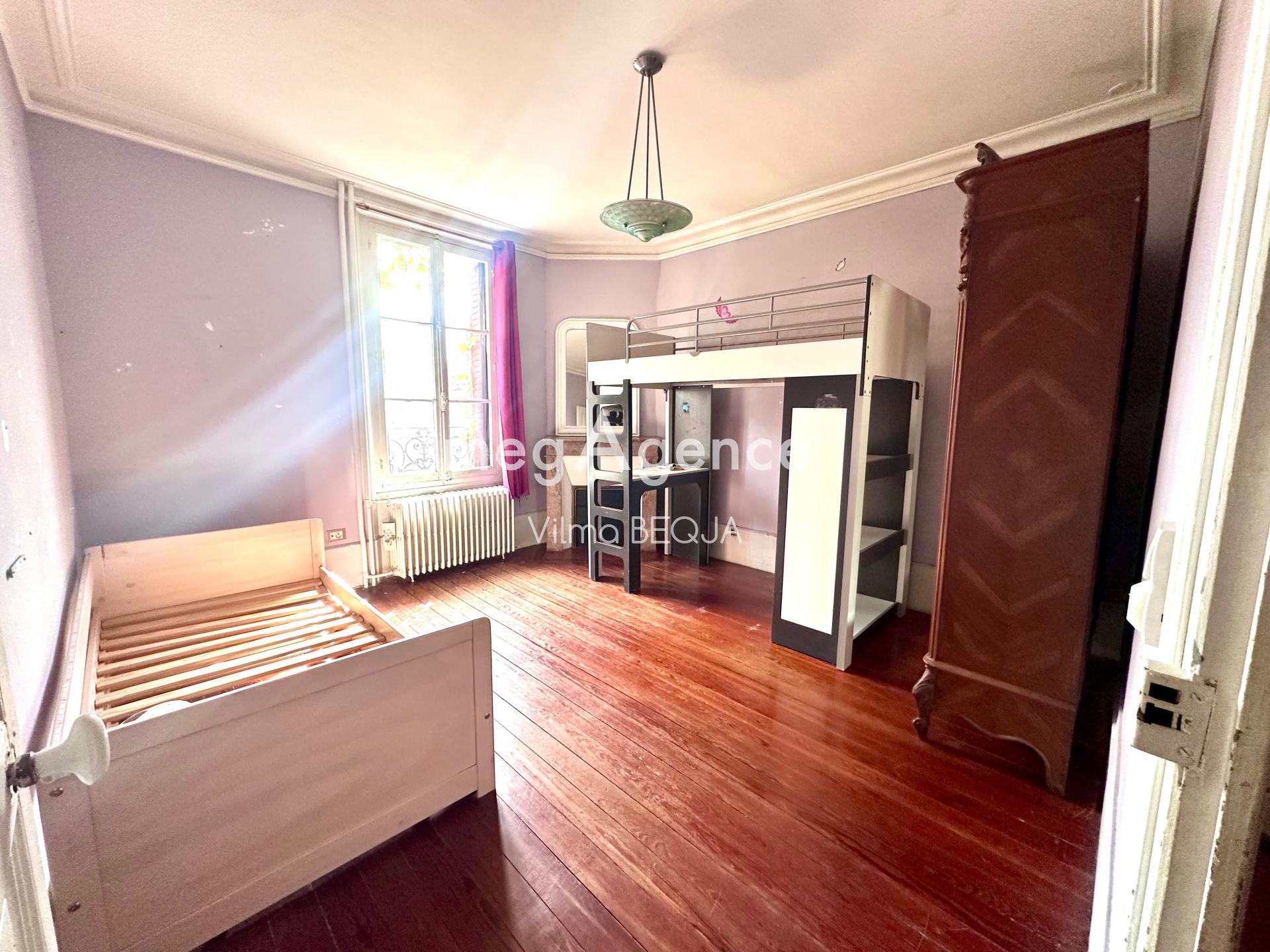 Miniature photo - 5 / 10