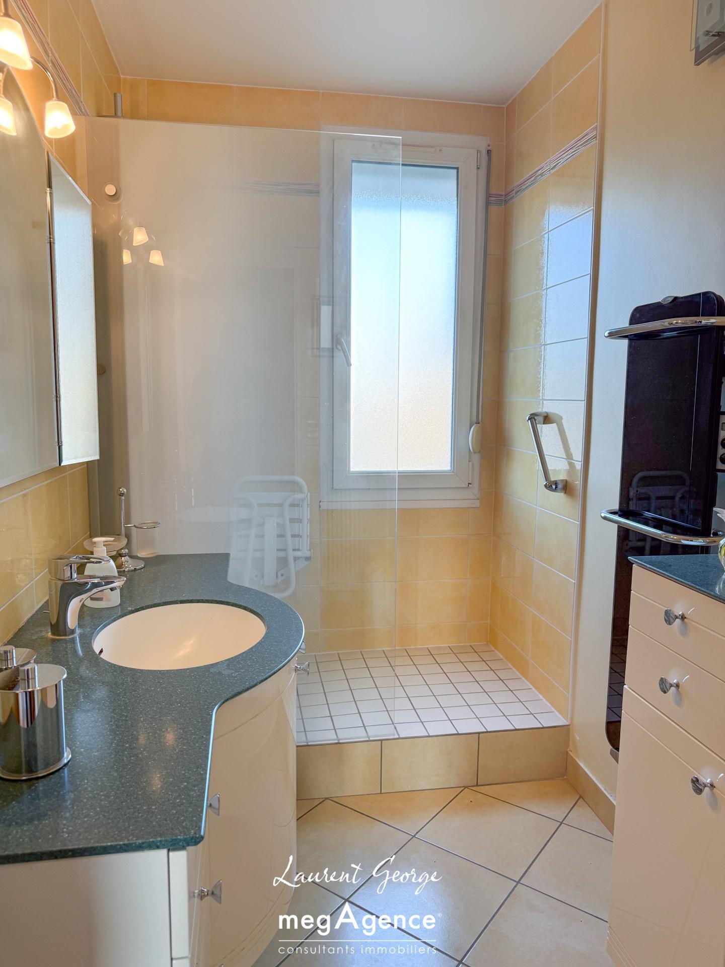 Miniature photo - 8 / 13