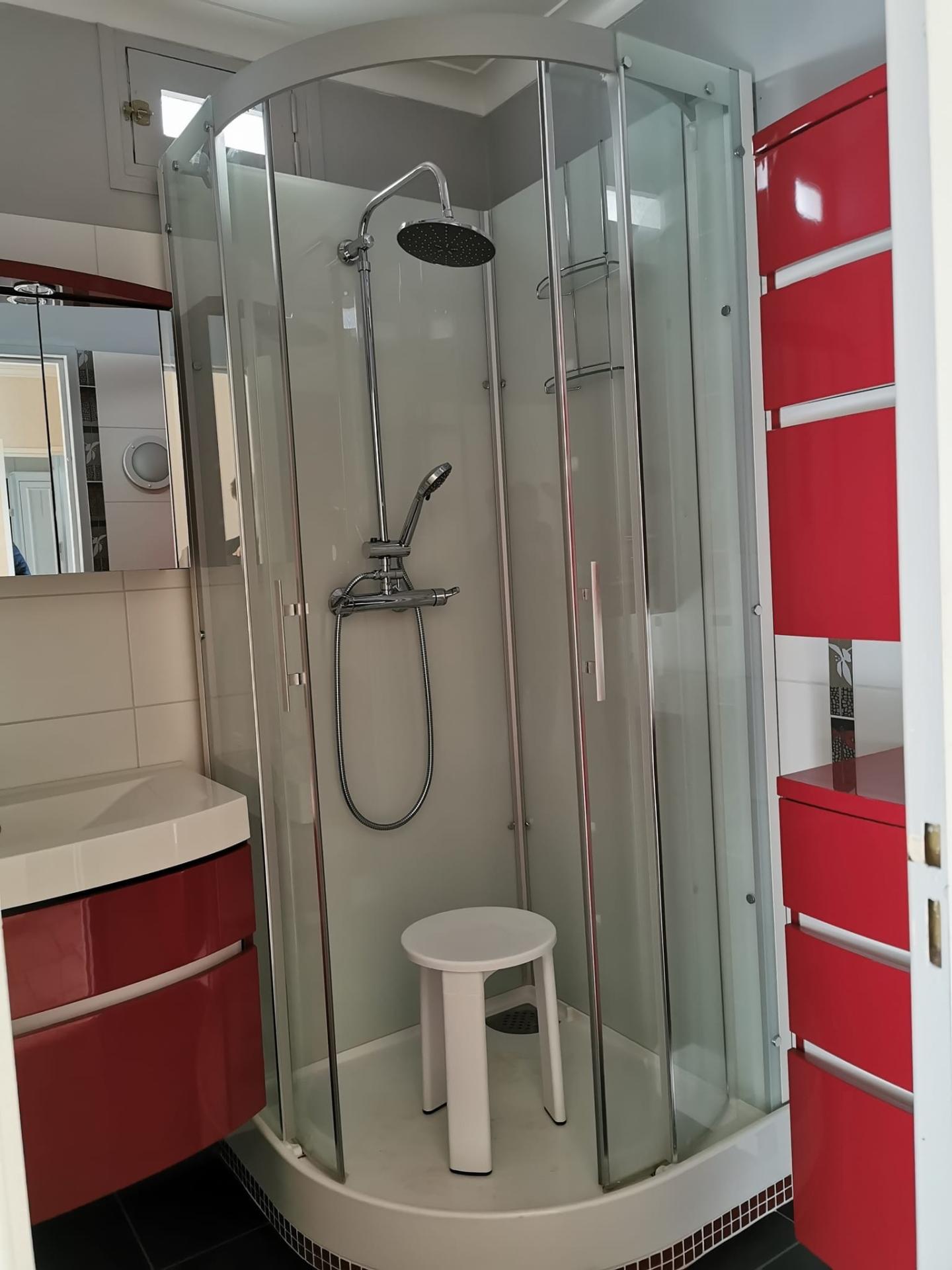 Miniature photo - 6 / 6