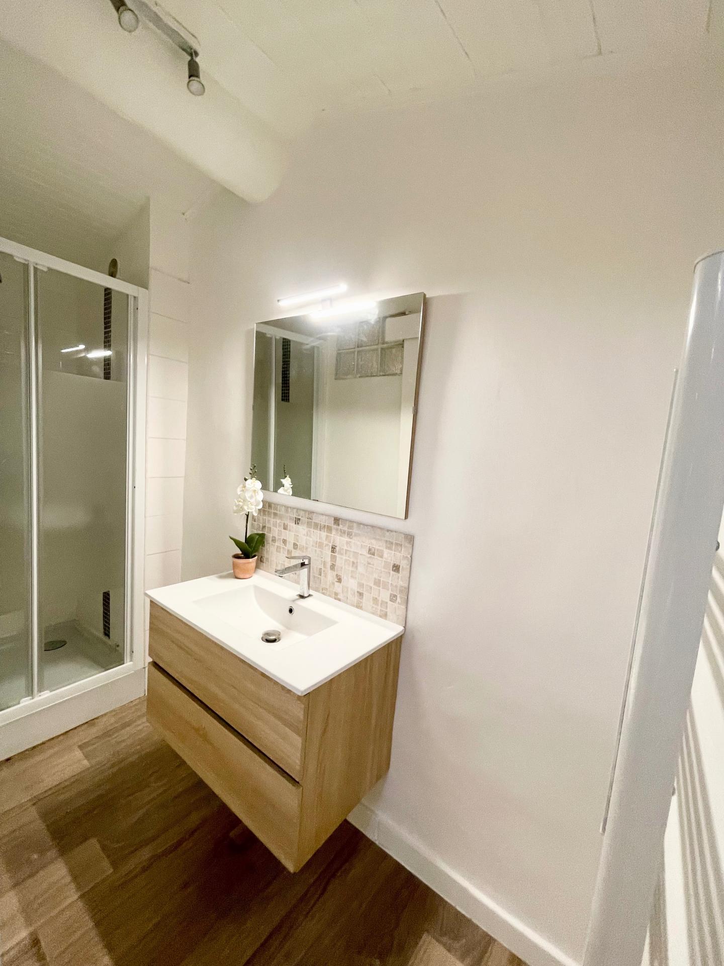 Miniature photo - 10 / 10