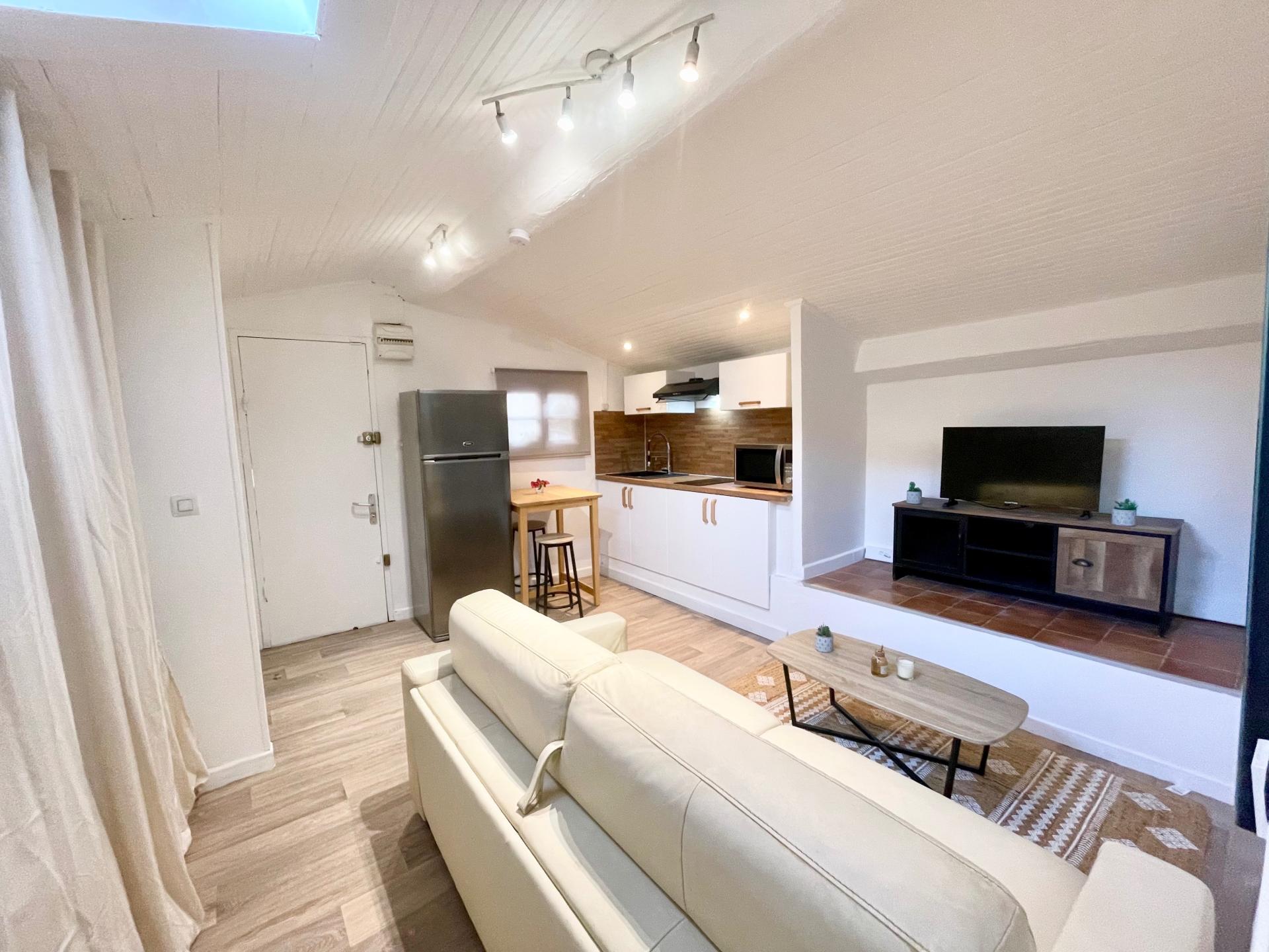 Miniature photo - 4 / 10