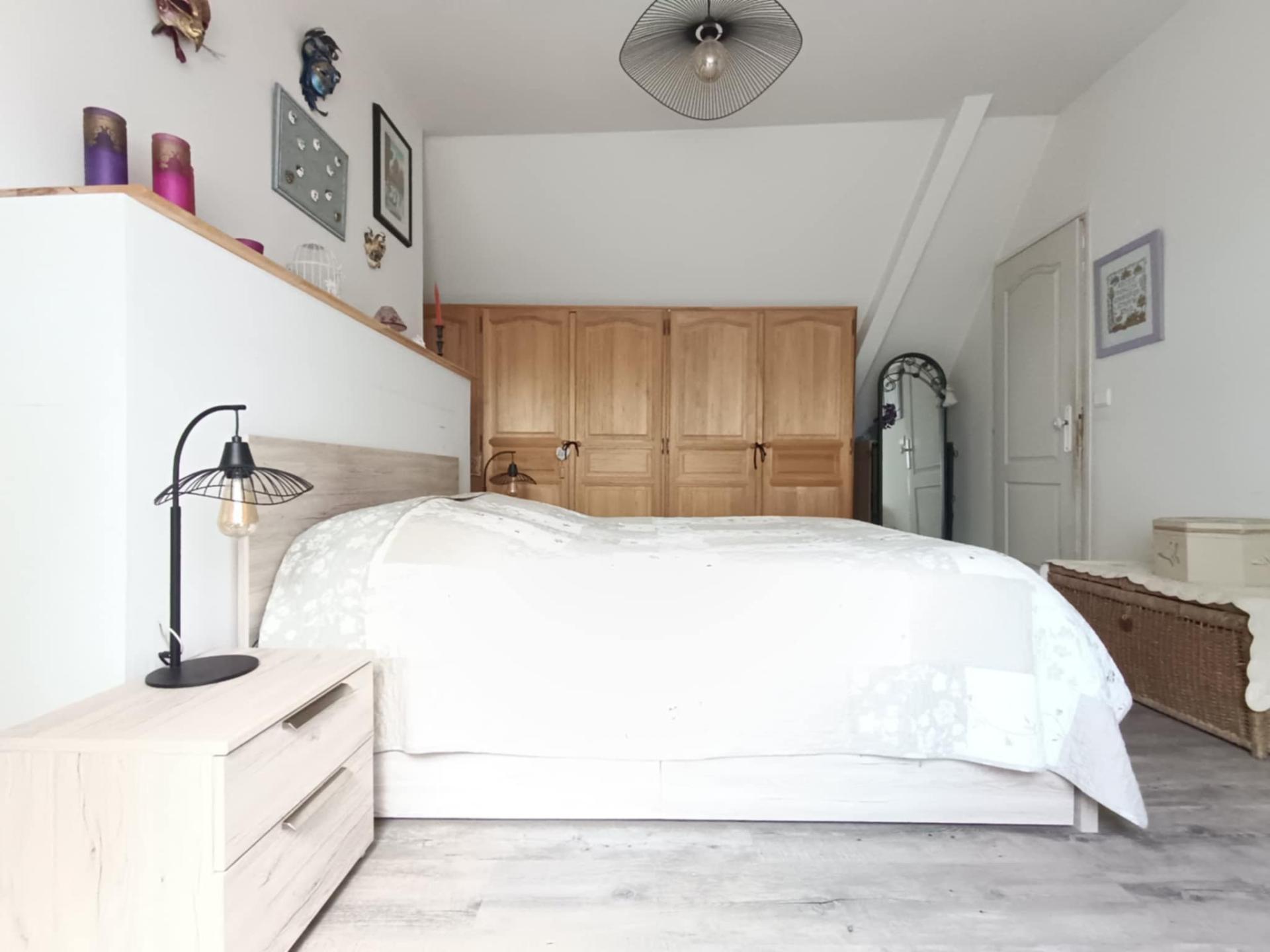 Miniature photo - 9 / 16