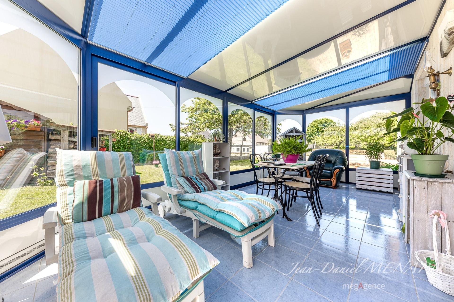 Miniature photo - 2 / 10